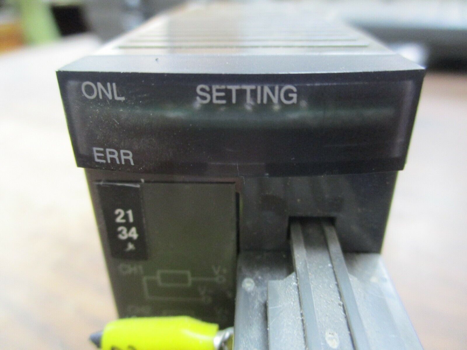 Fuji Electric Analog Output Module NP1AYH8V-MR 8-Channel Resolution:14 Bits Used