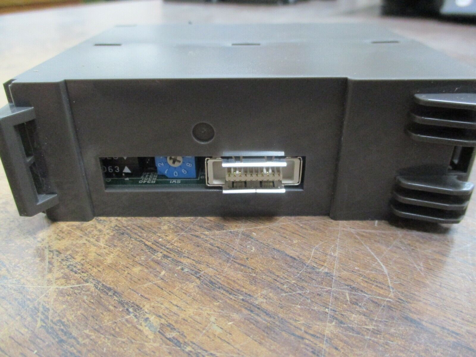 Fuji Electric Analog Output Module NP1AYH8V-MR 8-Channel Resolution:14 Bits Used