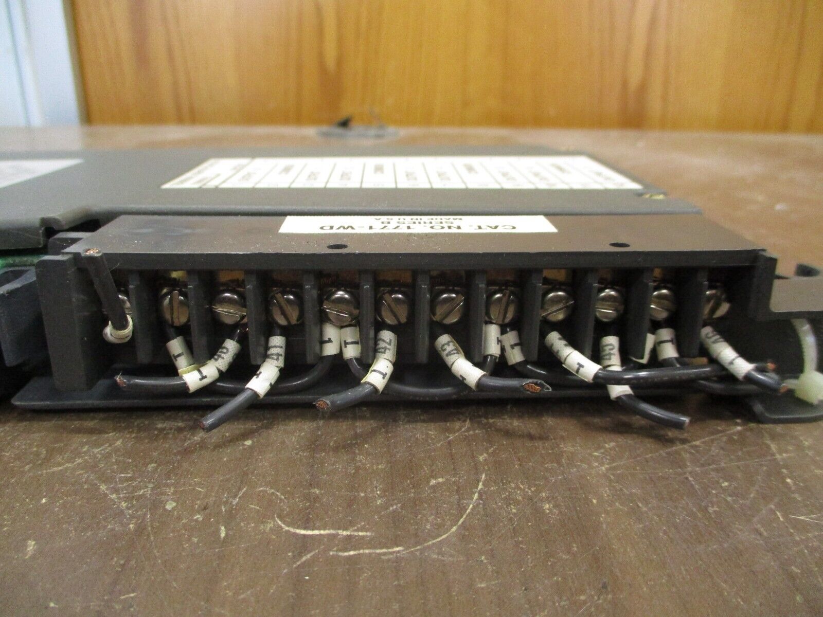 Allen-Bradley Selectable Contact Output Module 1771-OW 700mA @ 5VDC Used