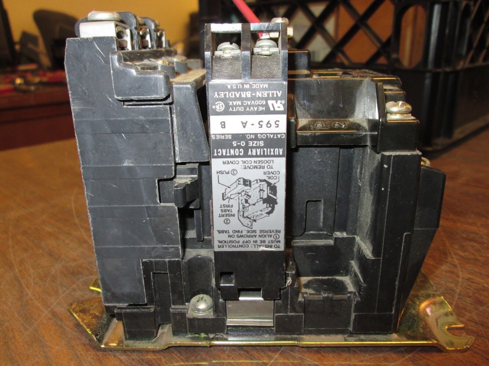 Allen-Bradley Contactor 400F-B40ND3 30HP 120V Coil 3P Used