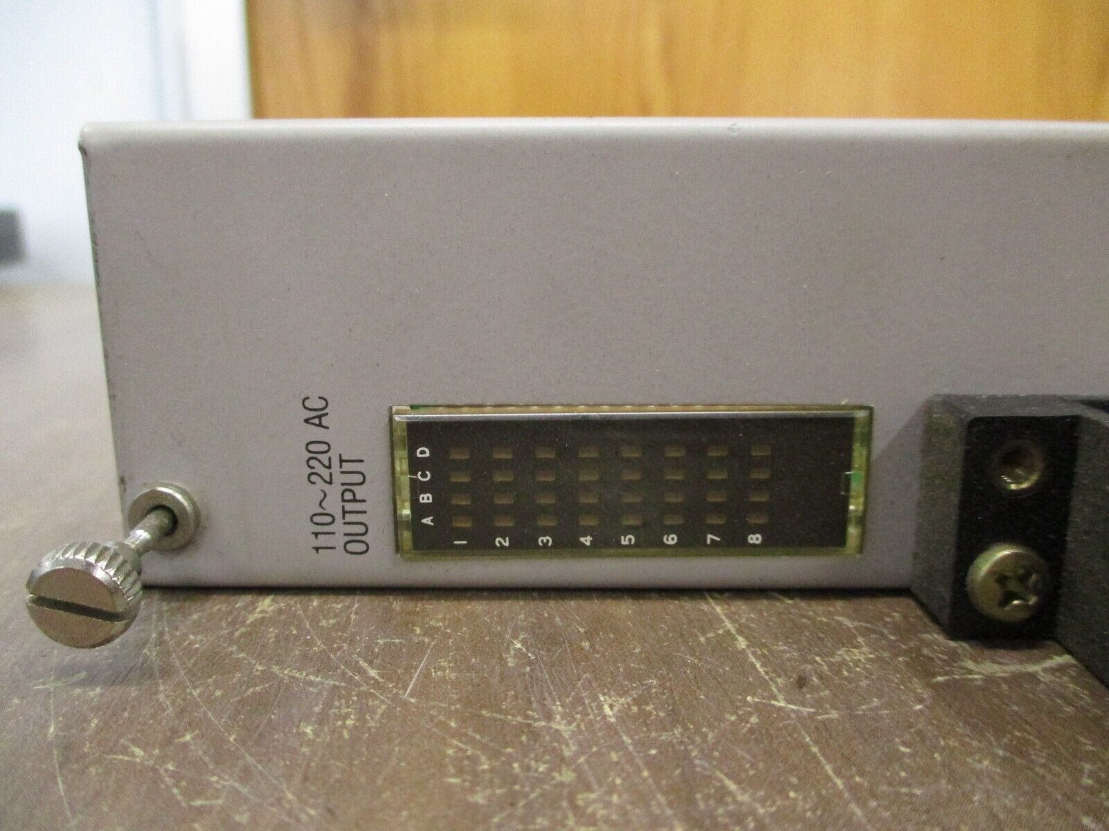 Siemens Output Module 505-4832 110-220VAC Used