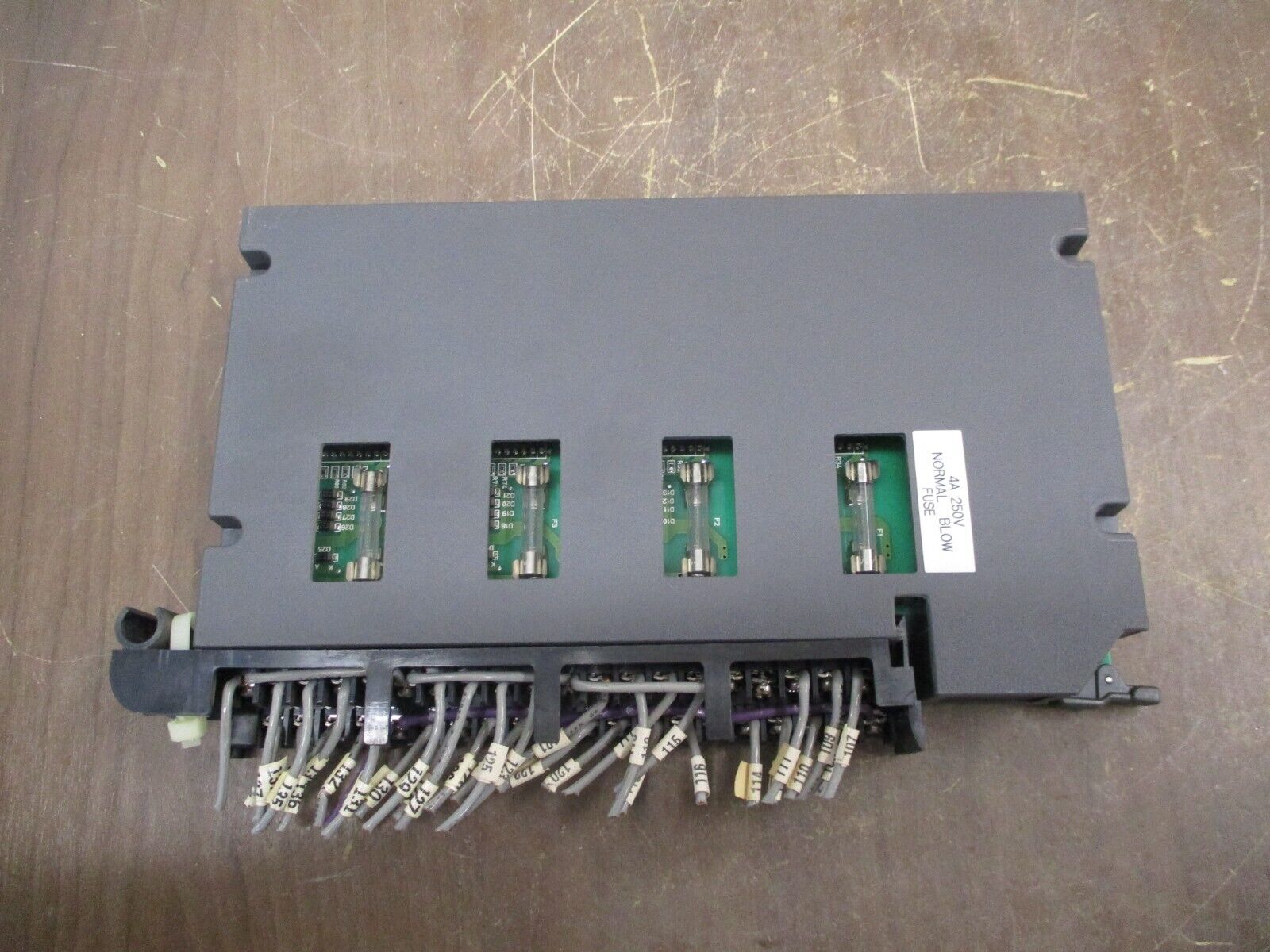 Allen-Bradley Low True Output Module 1771-OVN 10-30VDC *No Terminal Cover* Used