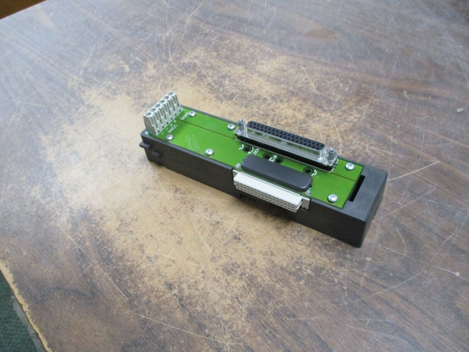 Emerson KJ4010X1-BF1 Localbus Right Ext. 12P0830X052 Rev. D Used