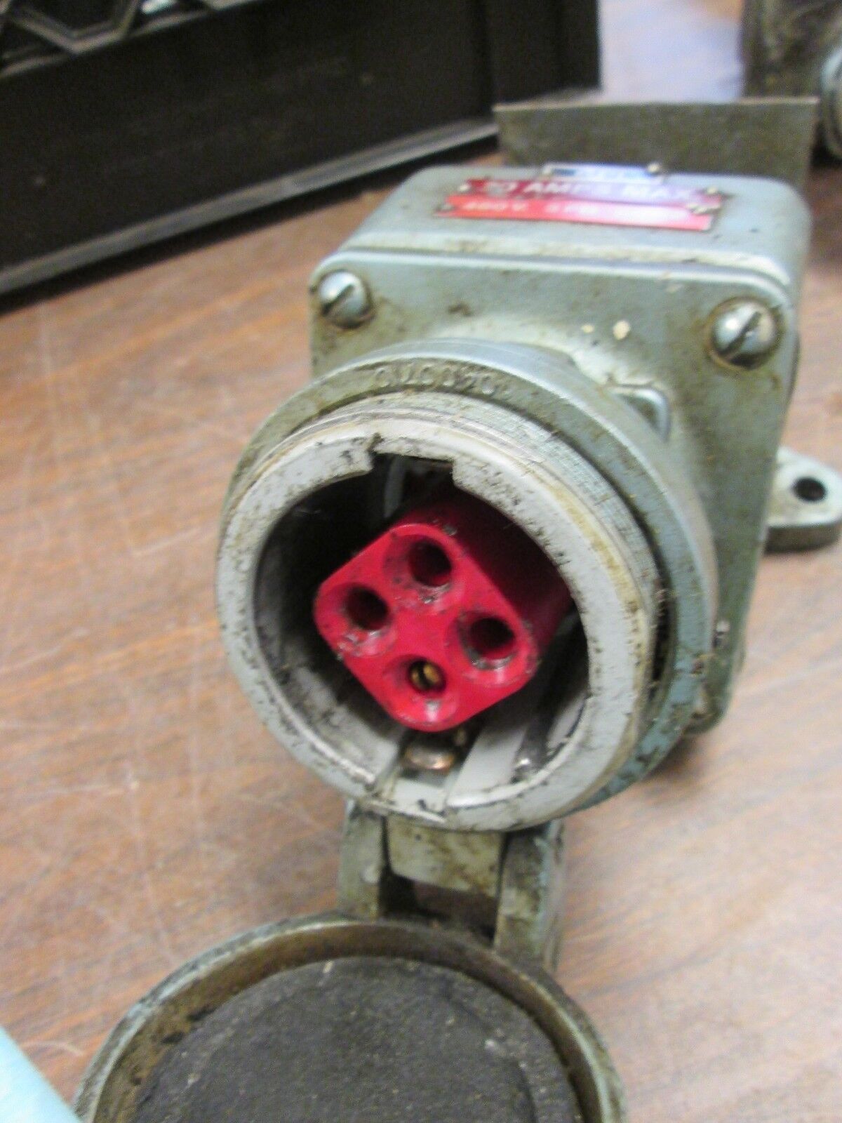 Crouse-Hinds Receptacle w/ Base 30A 460V 3Ph 60Hz Used