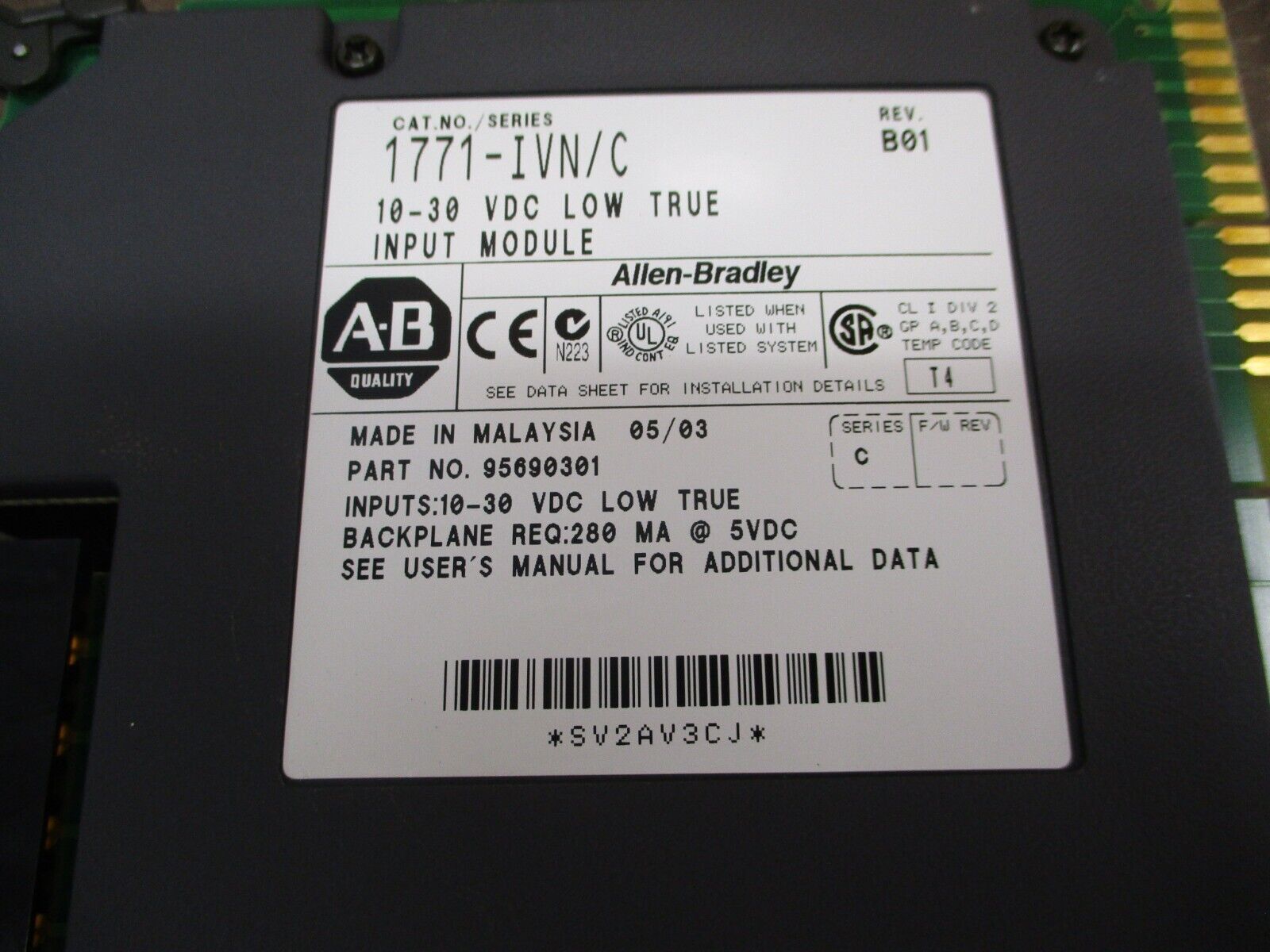 Allen-Bradley Low True Input Module 1771-IVN Ser. C Rev. B01 10-30VDC Used