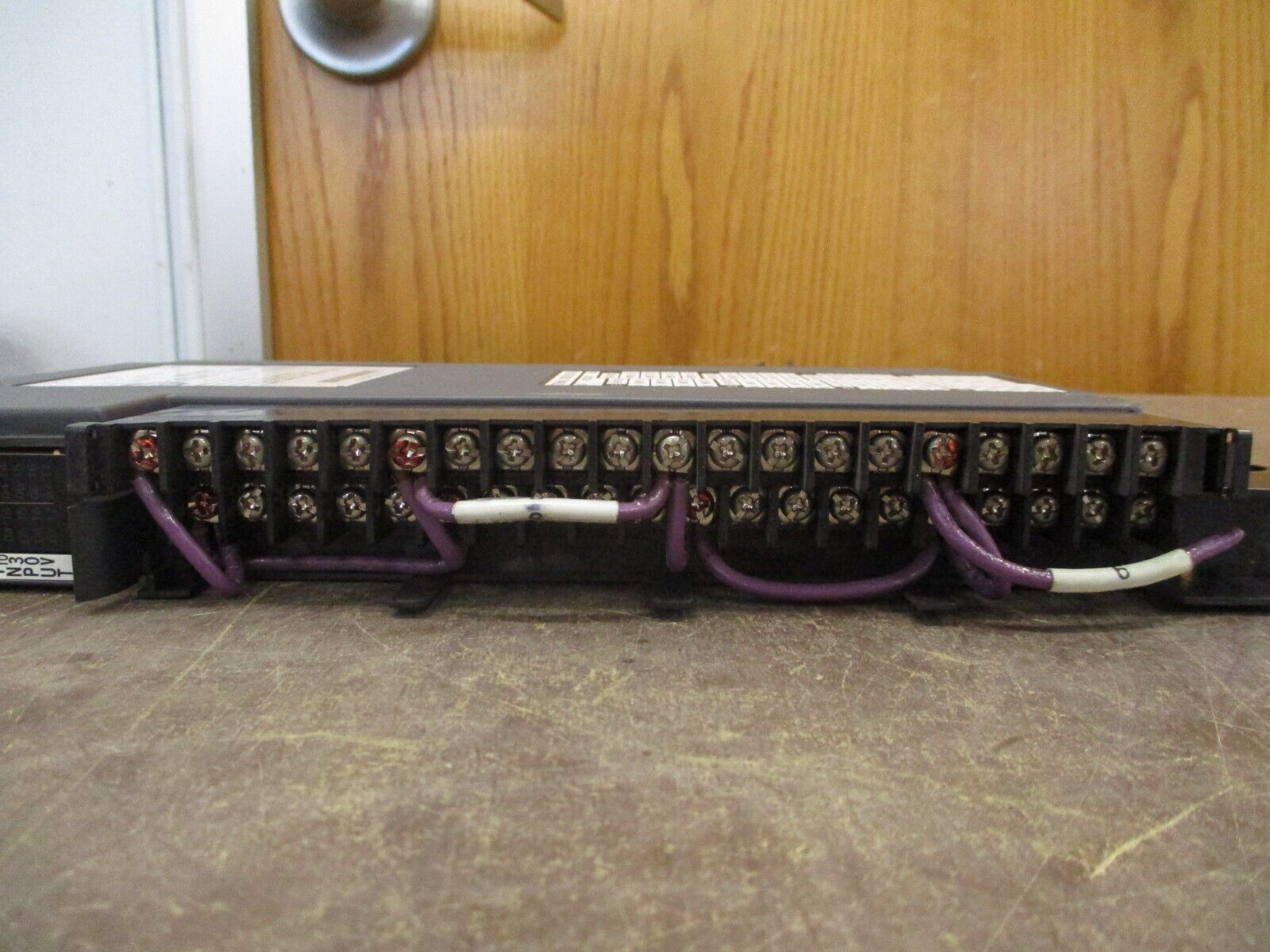 Allen-Bradley Low True Input Module 1771-IVN Ser. C Rev. B01 10-30VDC Used