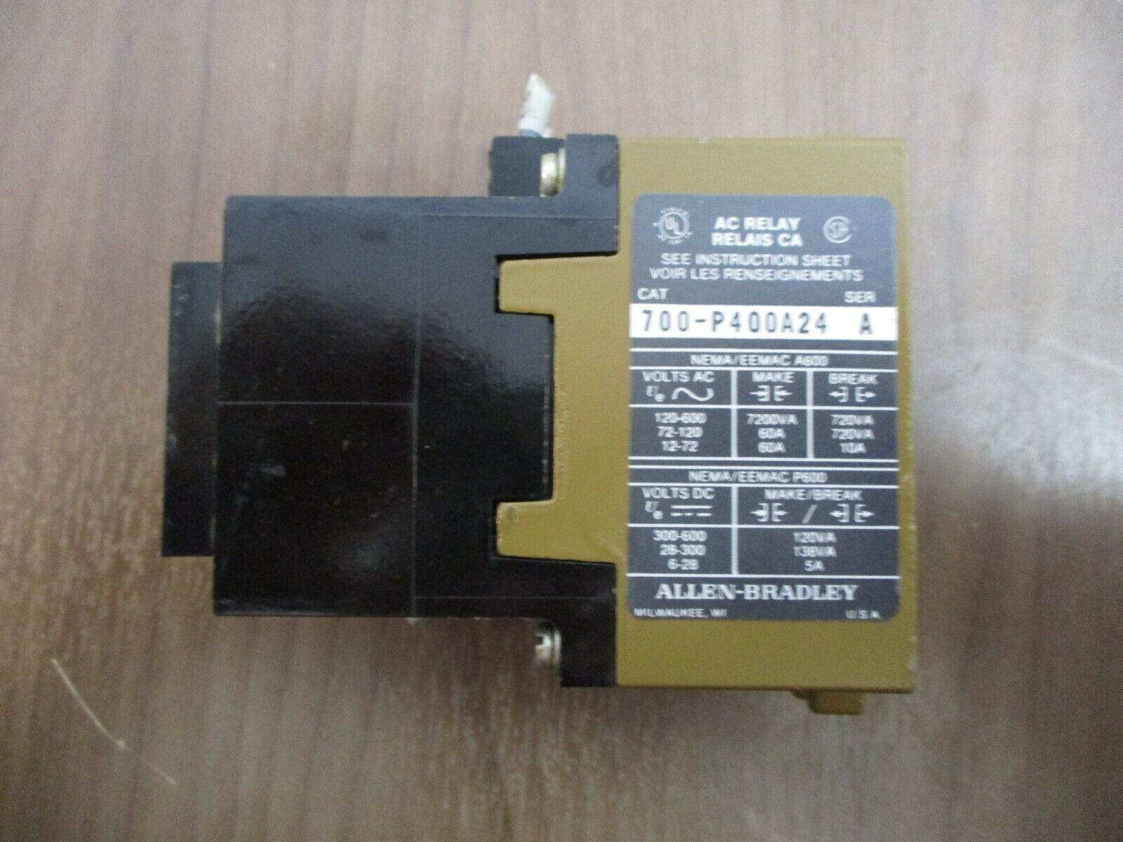 Allen-Bradley Relay 700-P400A24 Ser. A 24V Coil Used