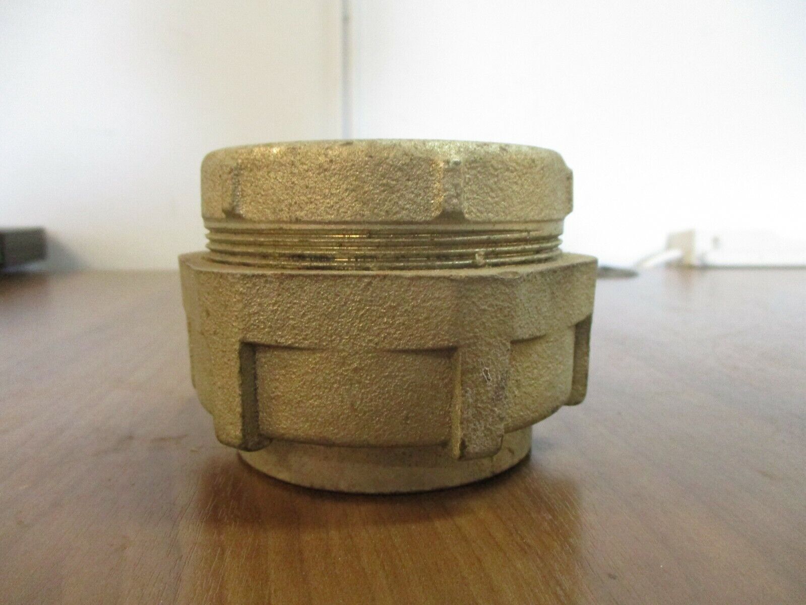 Crouse-Hinds Union Fitting UNF-UNY6 Size: 2" Used