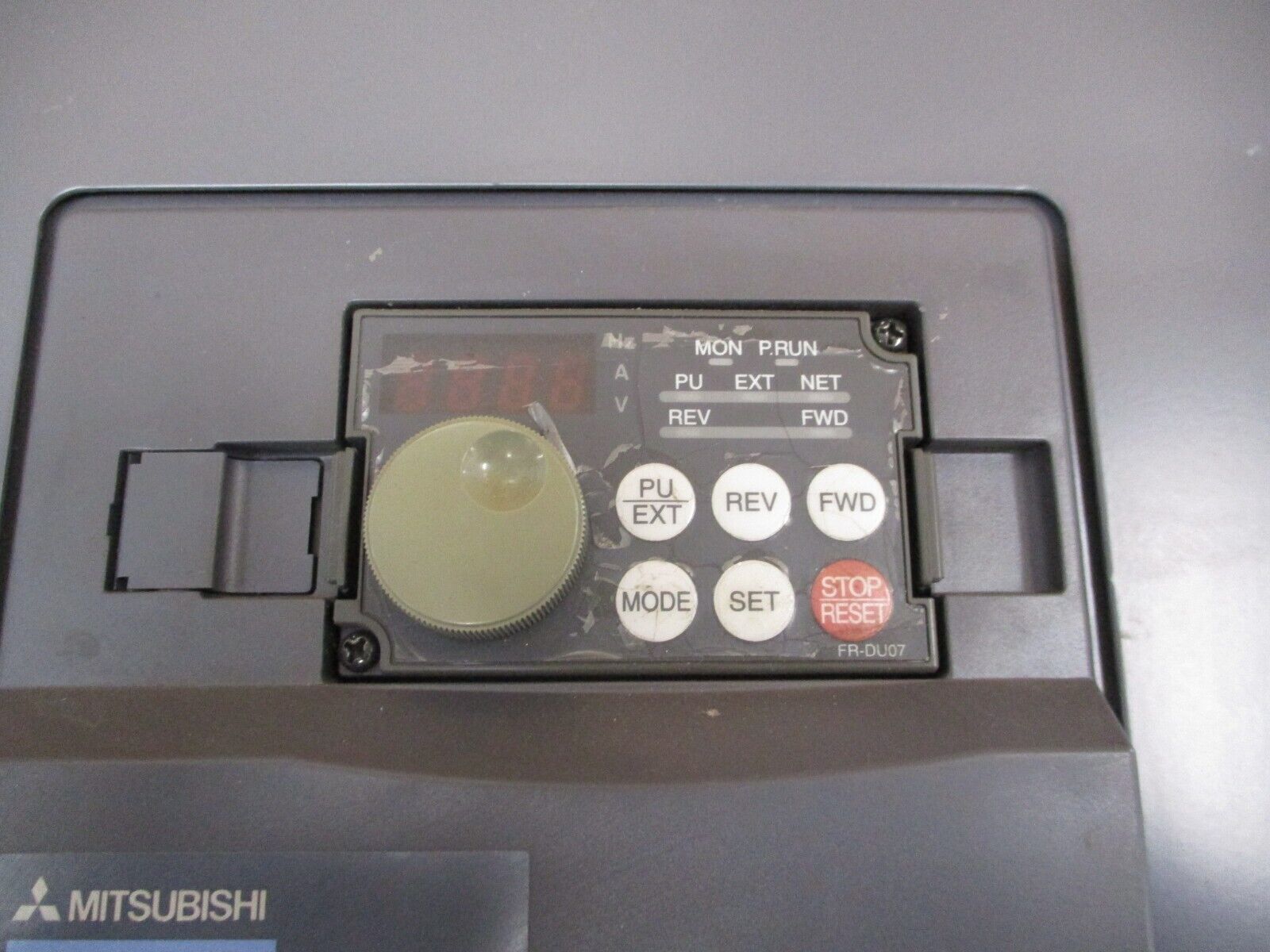 Mitsubishi F700 AC Drive FR-F740-00770-NA 50HP 3Ph w/ Keypad Used