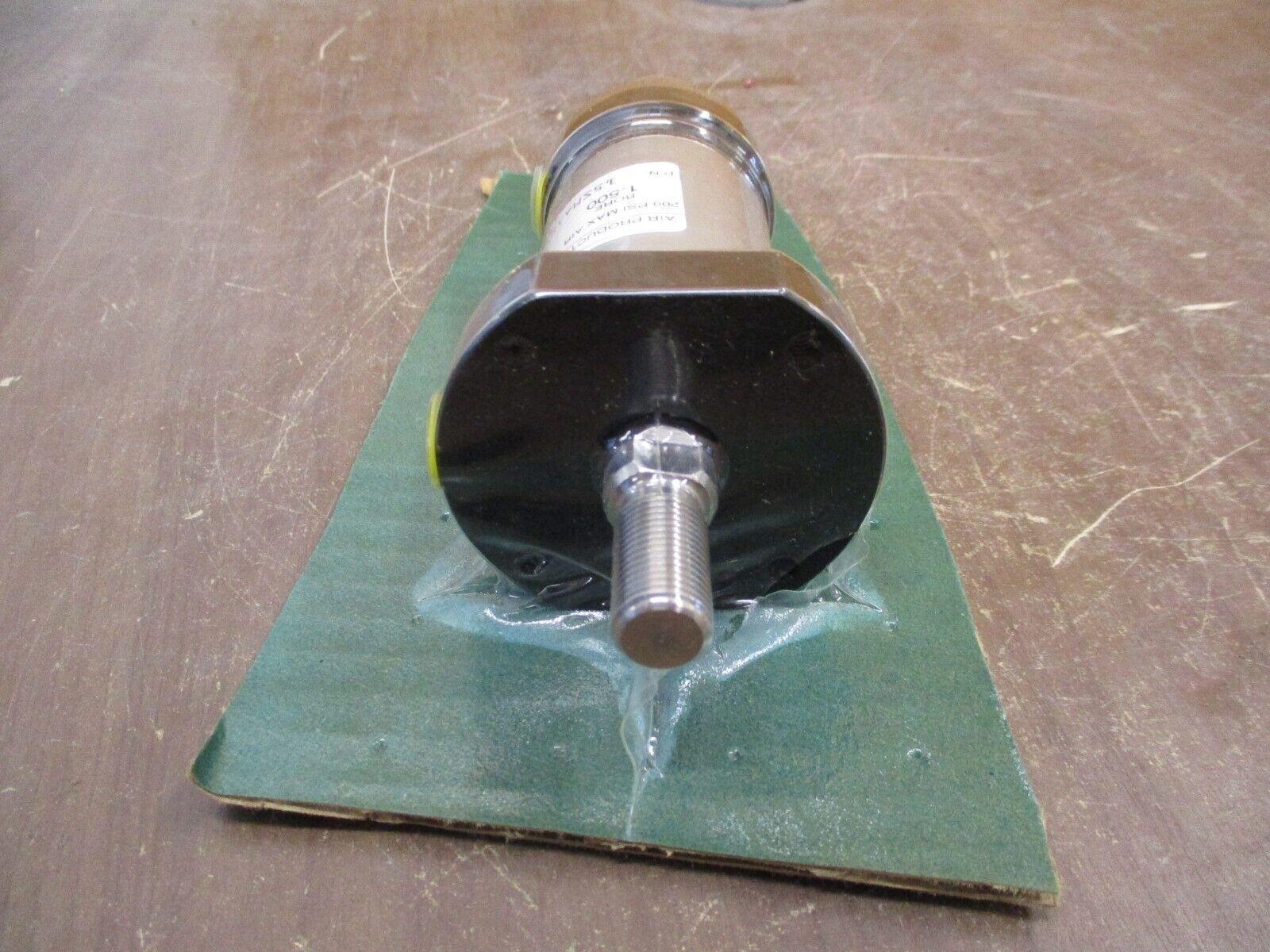 Aurora Pneumatic Air Cylinder 15SMA16C12EM8NP 200 PSI Max Used