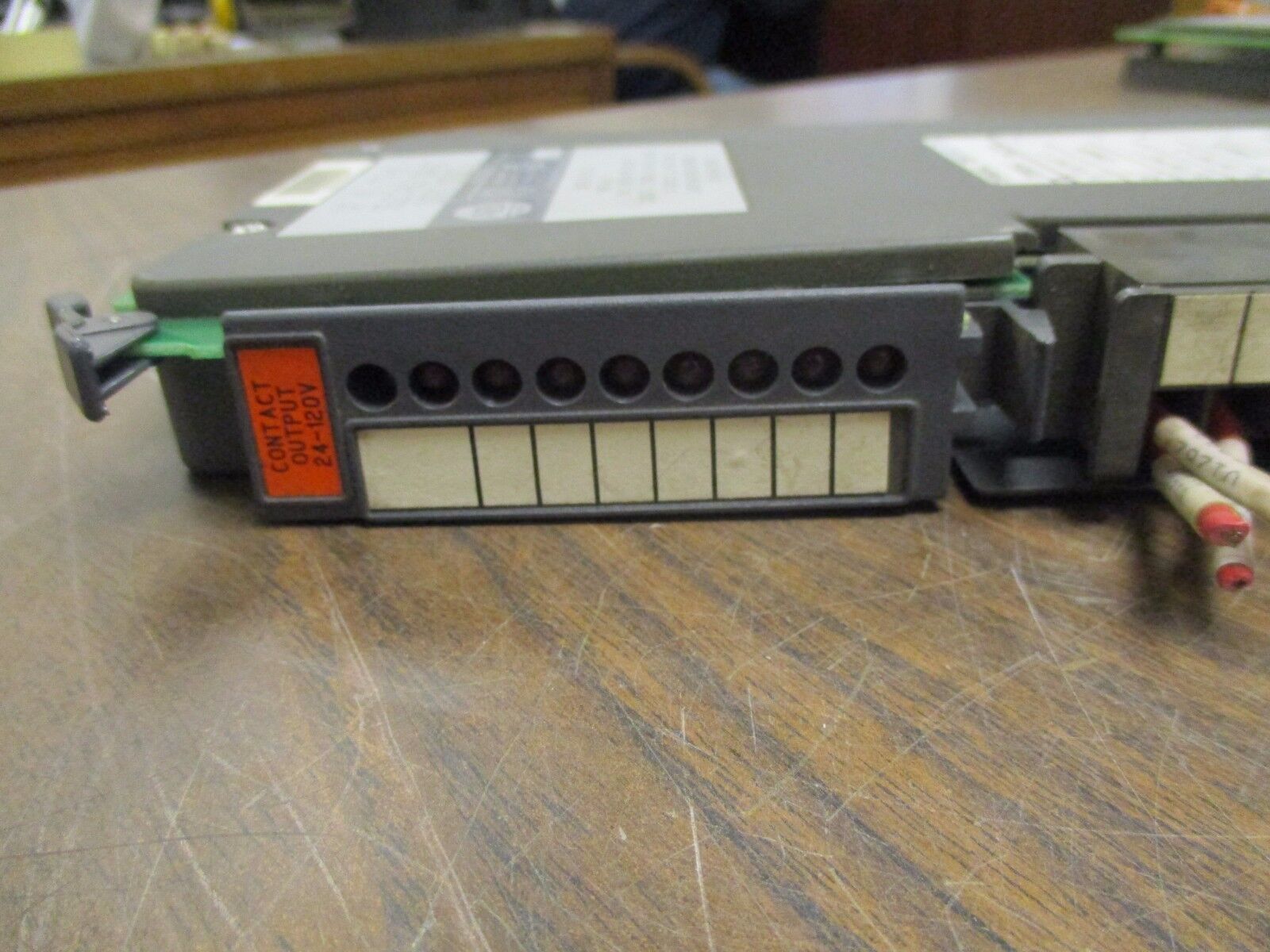 Allen-Bradley Selectable Contact Output Module 1771-OW 700mA @ 5VDC Used