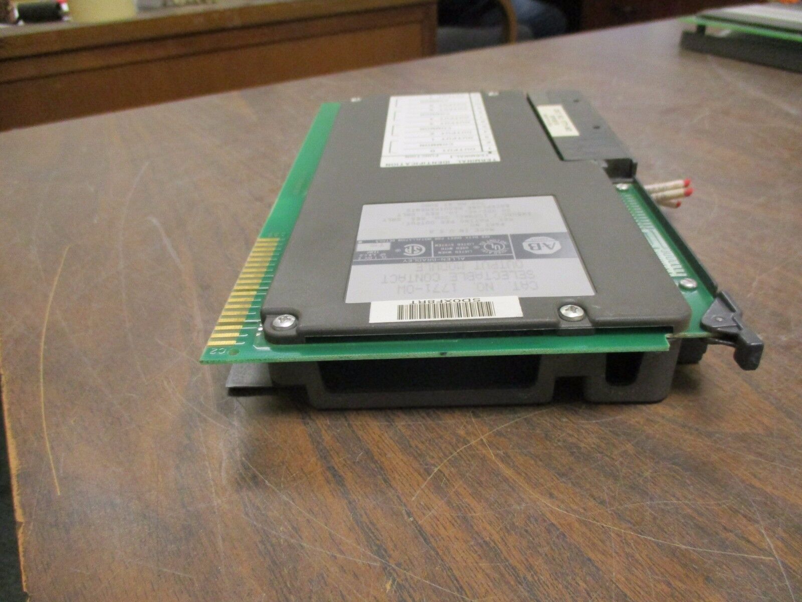 Allen-Bradley Selectable Contact Output Module 1771-OW 700mA @ 5VDC Used