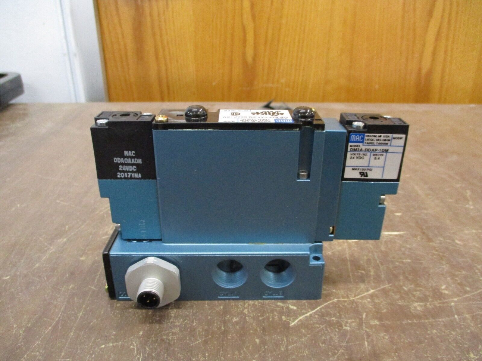 MAC Solenoid Valve 92B-BAF-CAA-DM-DDAP-1DM 20-120PSI *Damaged Box* New Surplus