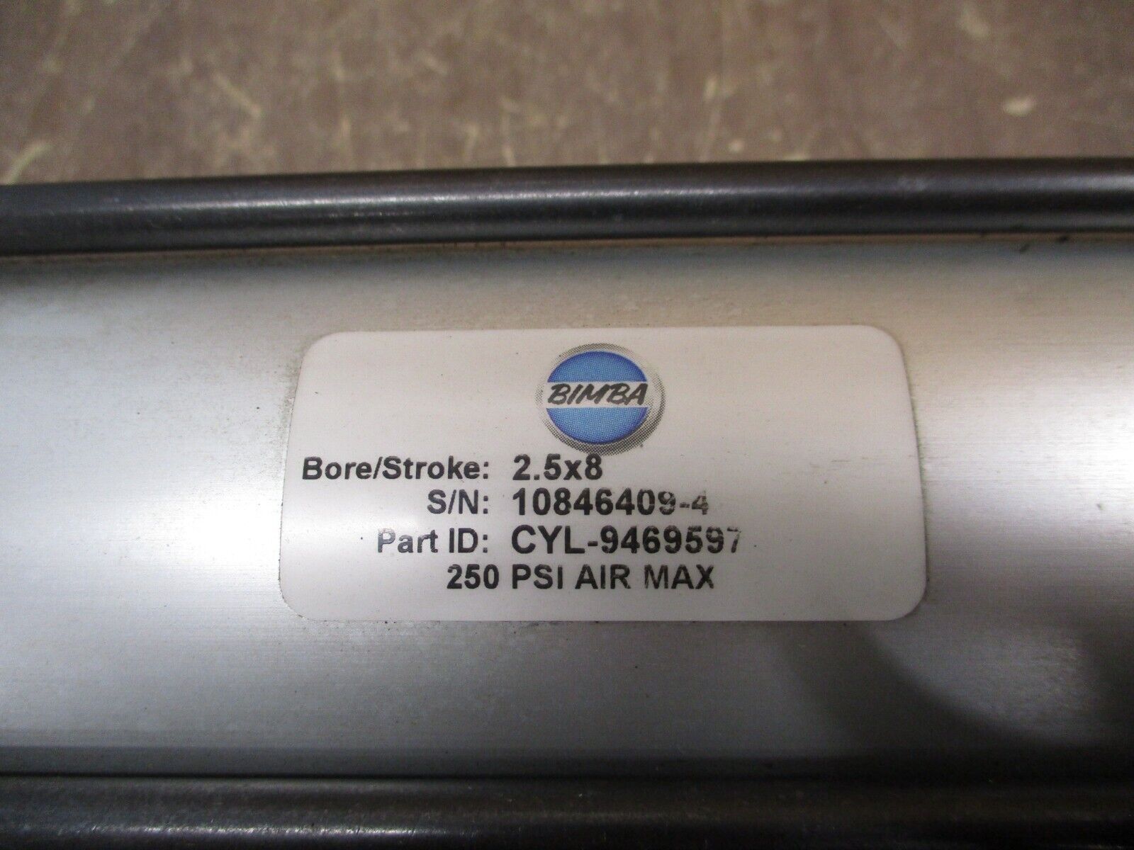 Bimba Pneumatic Air Cylinder CYL-9469597 250 PSI Bore/Stroke: 2.5 x 8 Used