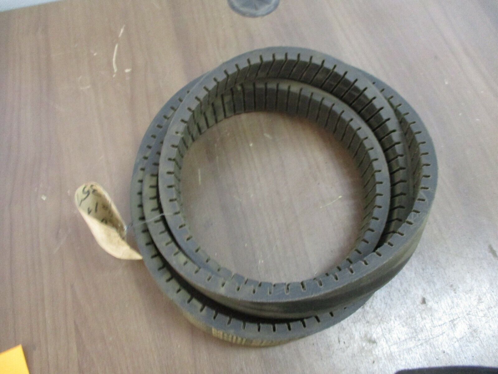 Gates Multi-Speed Belt 2926V906 Used