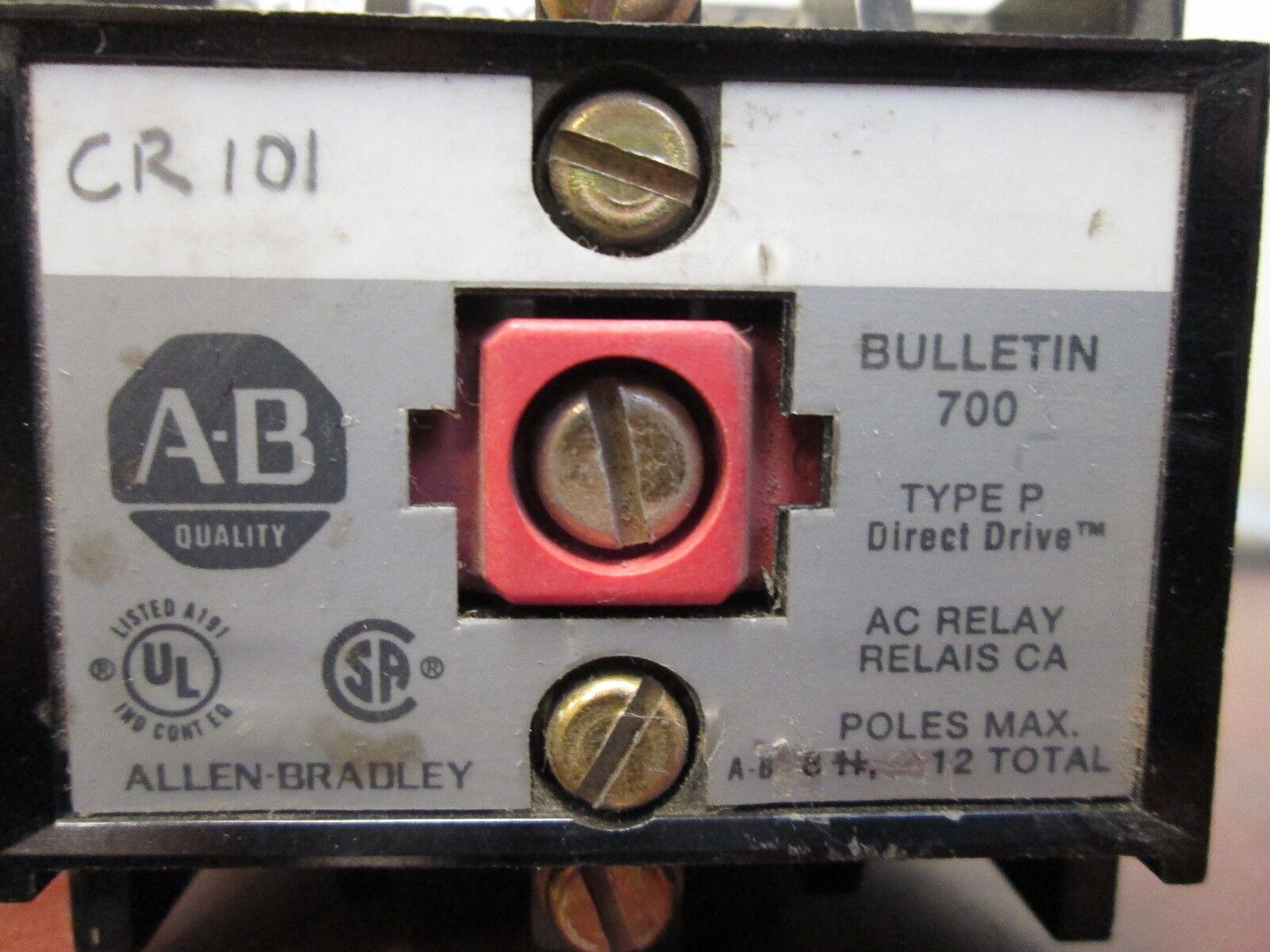 Allen-Bradley AC Relay 700-P800A1 120V Coil Used