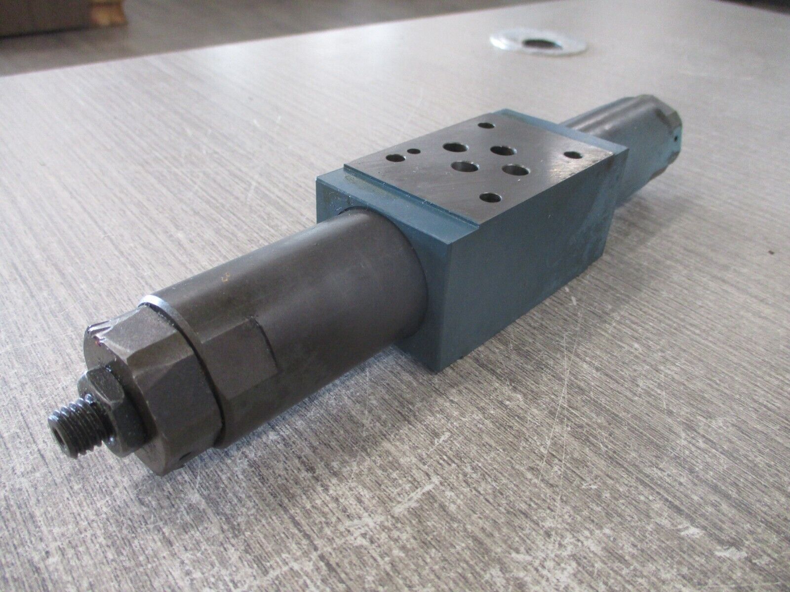 Bosch Hydraulic Valve FE1 SB AE M01 AB 50 4-500 PSI Used