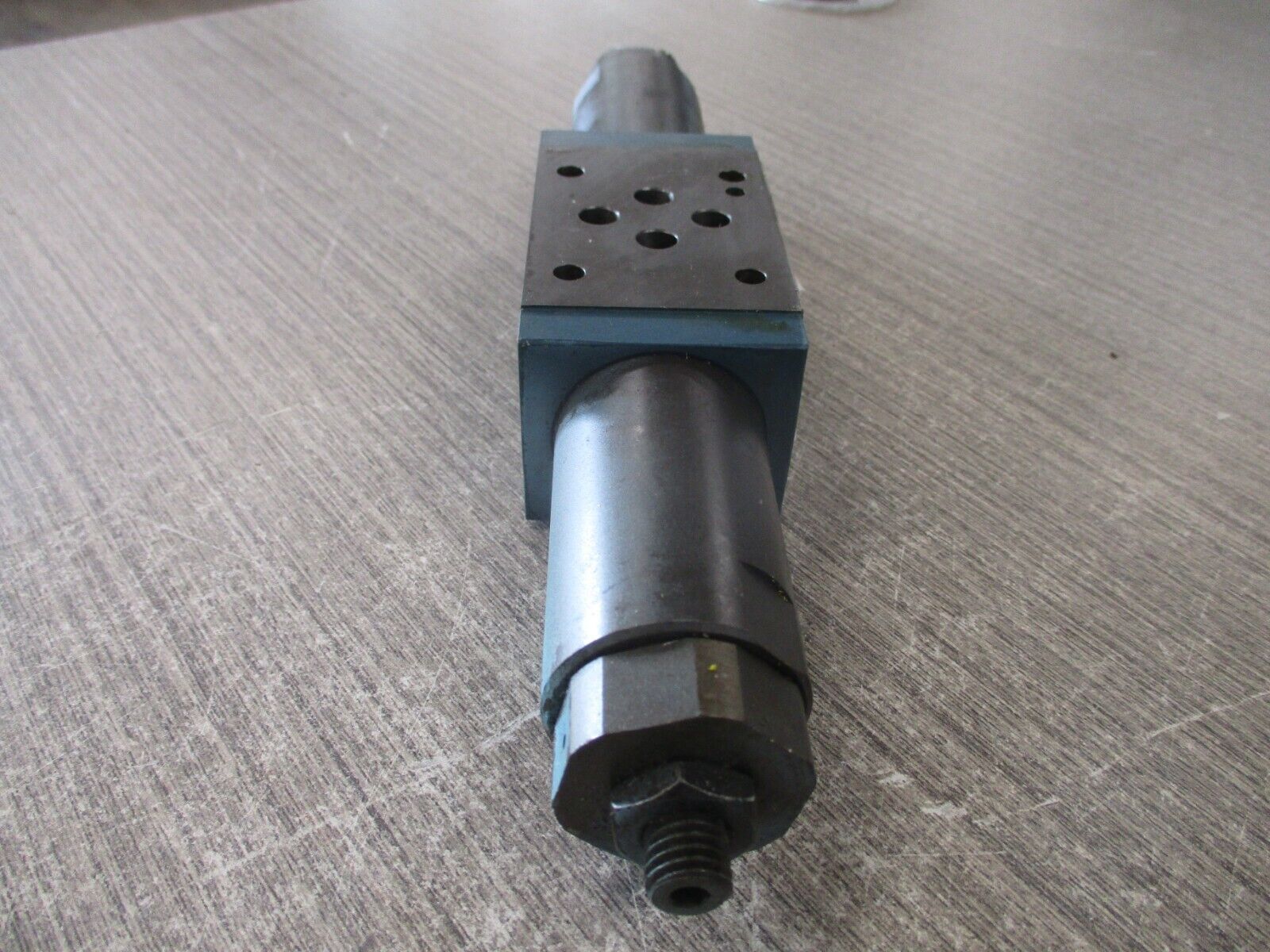 Bosch Hydraulic Valve FE1 SB AE M01 AB 50 4-500 PSI Used