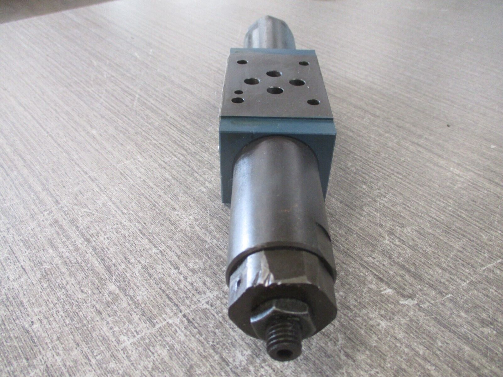 Bosch Hydraulic Valve FE1 SB AE M01 AB 50 4-500 PSI Used