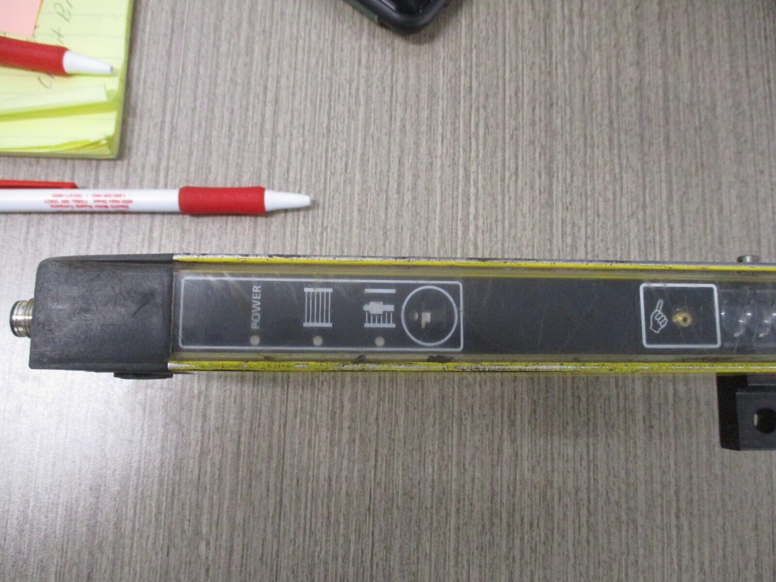 Allen-Bradley Guardshield Safe4 Light Curtain Receiver Ser. B Rev. A SW V1.9