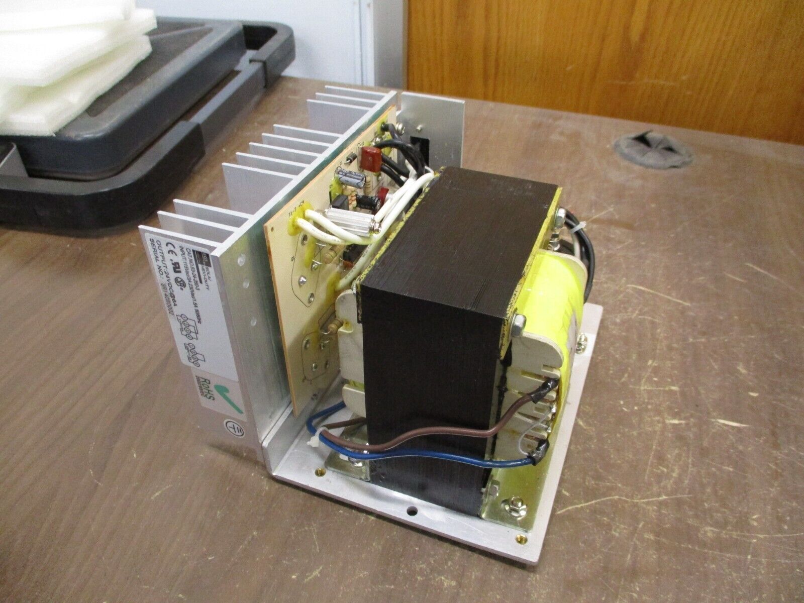 Sola/Hevi-Duty Power Supply 83-24-260-3 Output: 24VDC 6A New Surplus