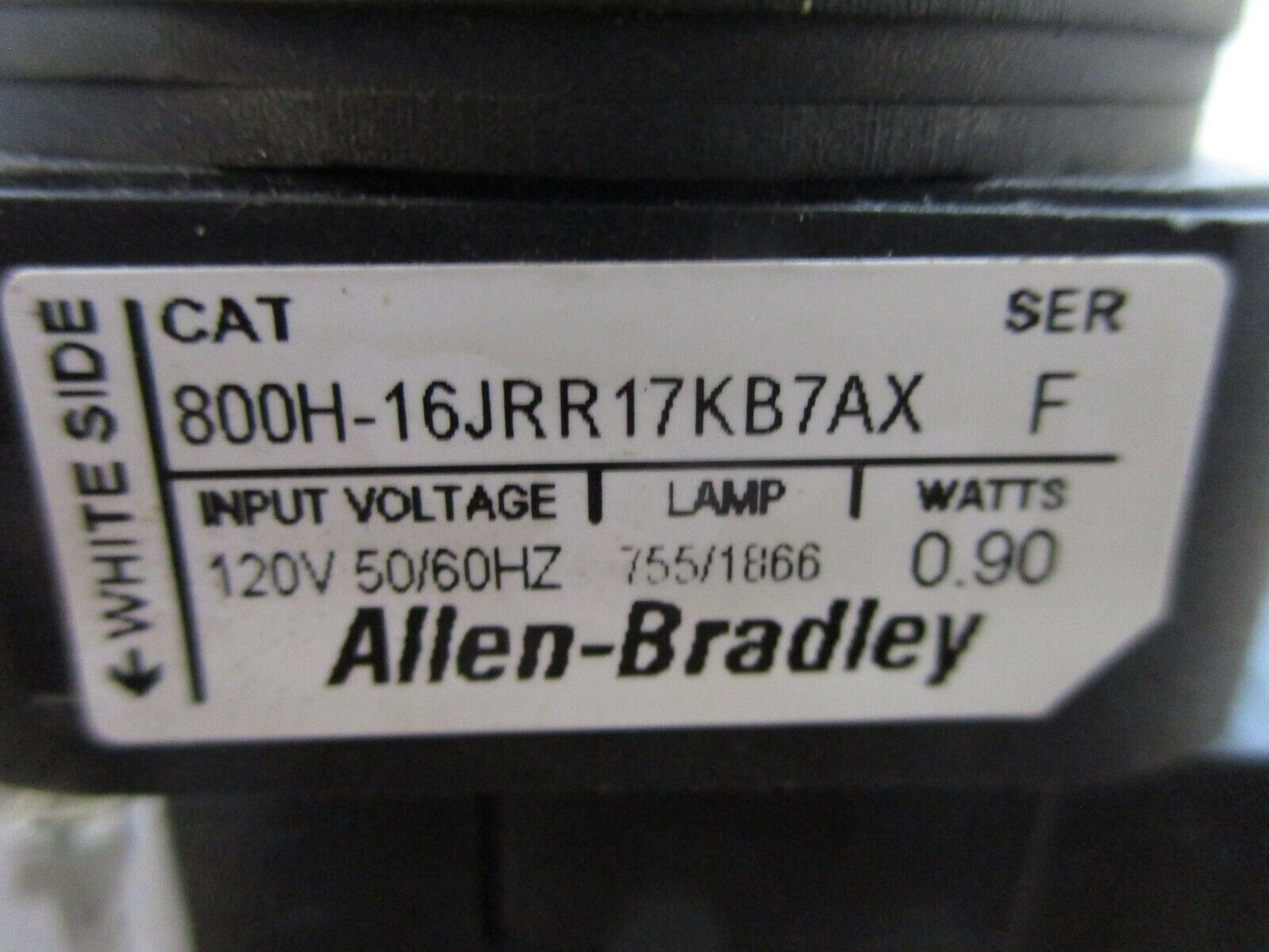 Allen-Bradley Illuminated Selector Switch 800H-16JRR17KB7AX Ser. F 120V 50/60Hz