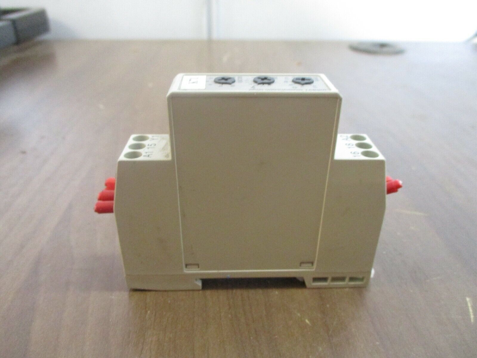 Carlo Gavazzi Multifunction Timer DMB51CM24 24-240VAC 24VDC Used