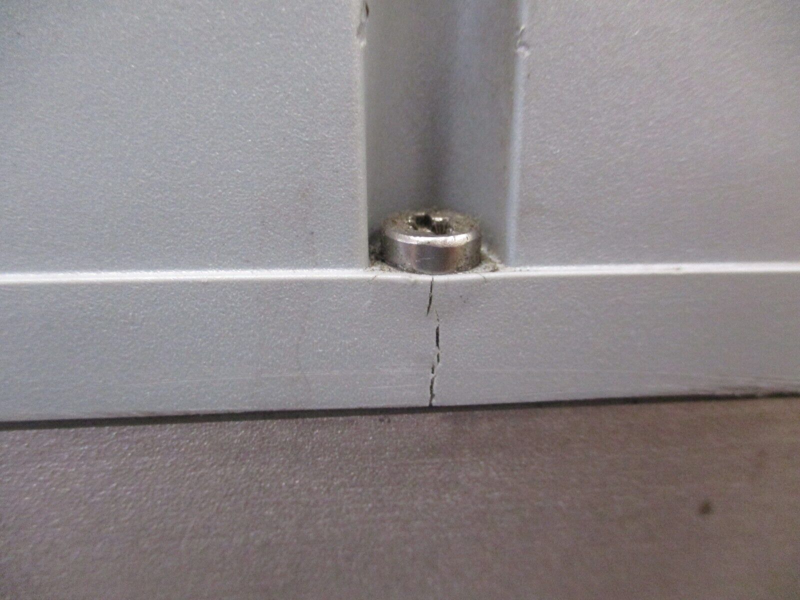 Danfoss VLT AC Drive 131Z0832 3HP 3Ph Output: 3x0-Vin 0-590Hz 4.8A w/ Keypad