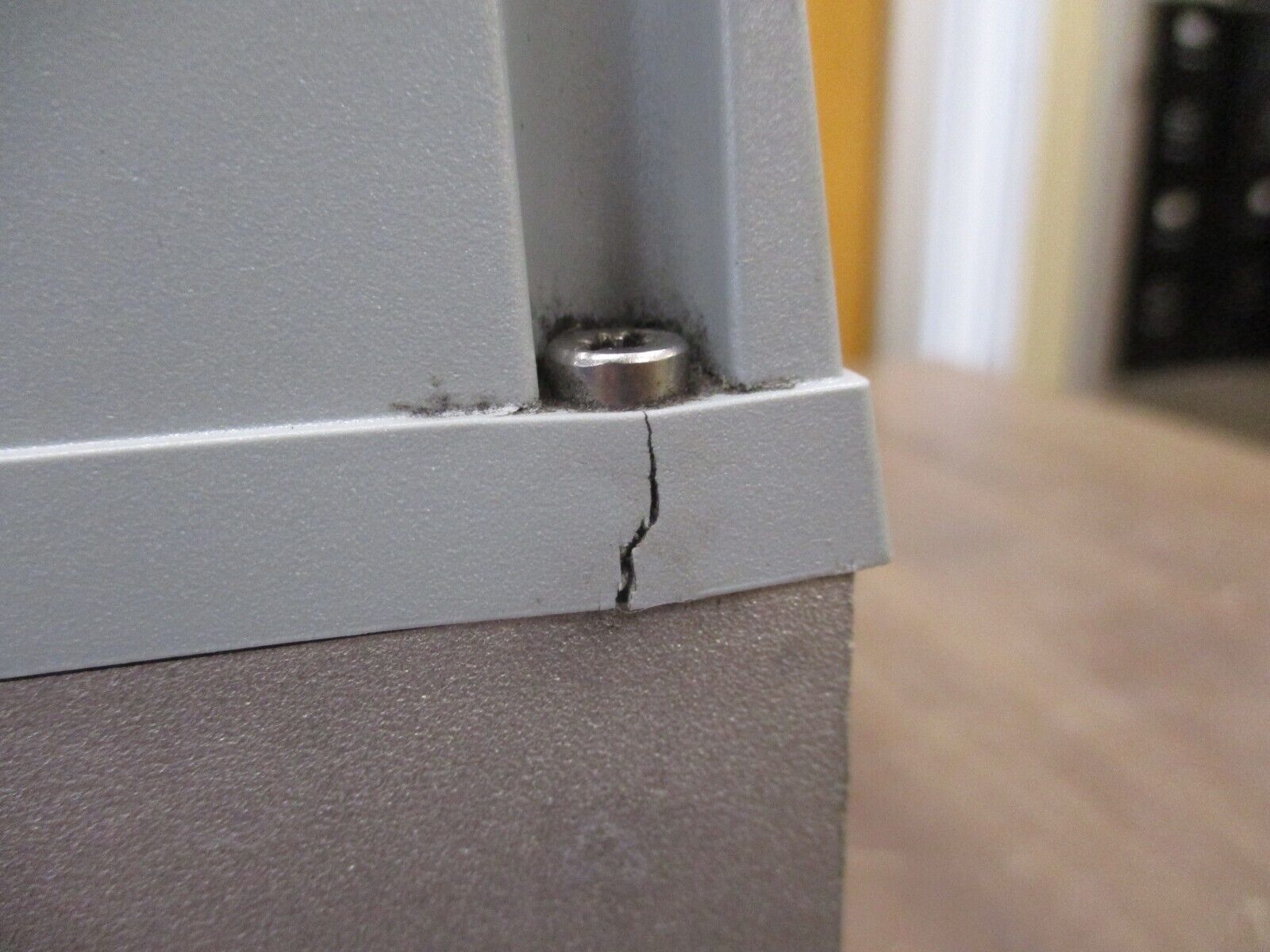 Danfoss VLT AC Drive 131Z0832 3HP 3Ph Output: 3x0-Vin 0-590Hz 4.8A w/ Keypad