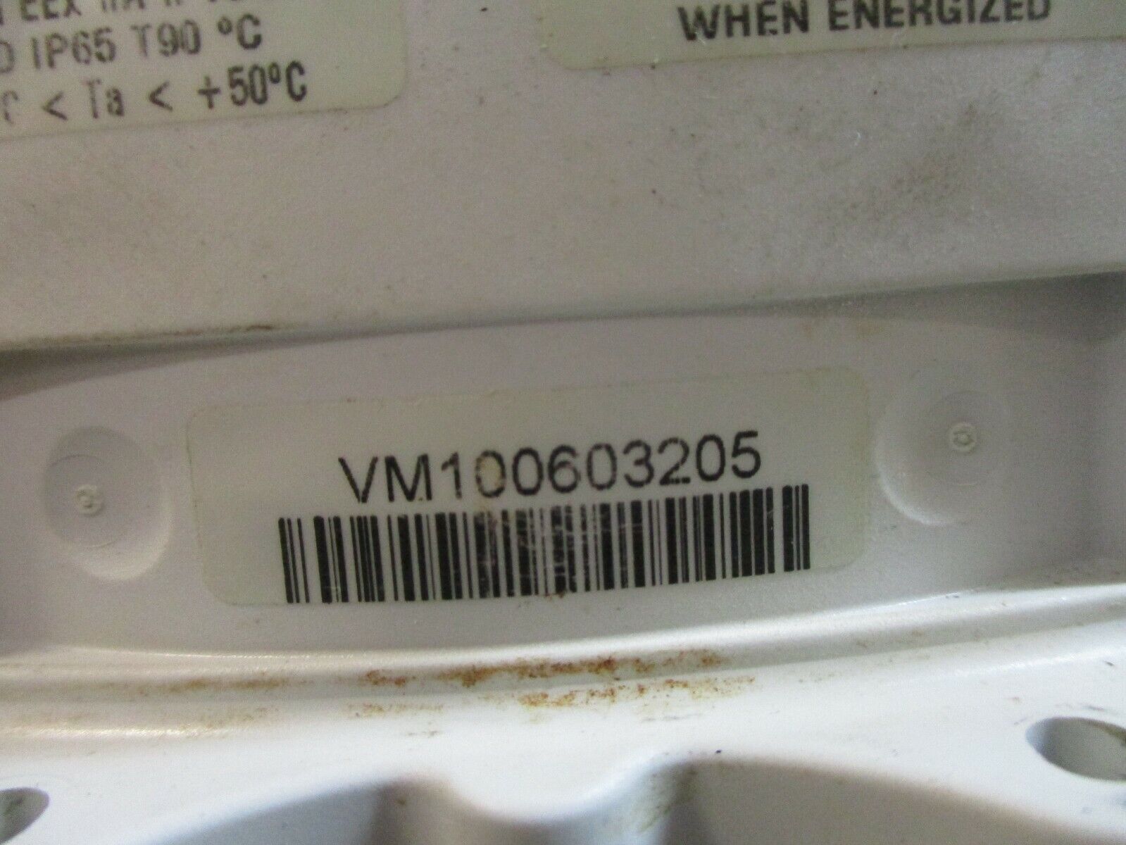 Norgren VM10 Series Valve Island VM100603205 (4) ND4U (1) B000 Used