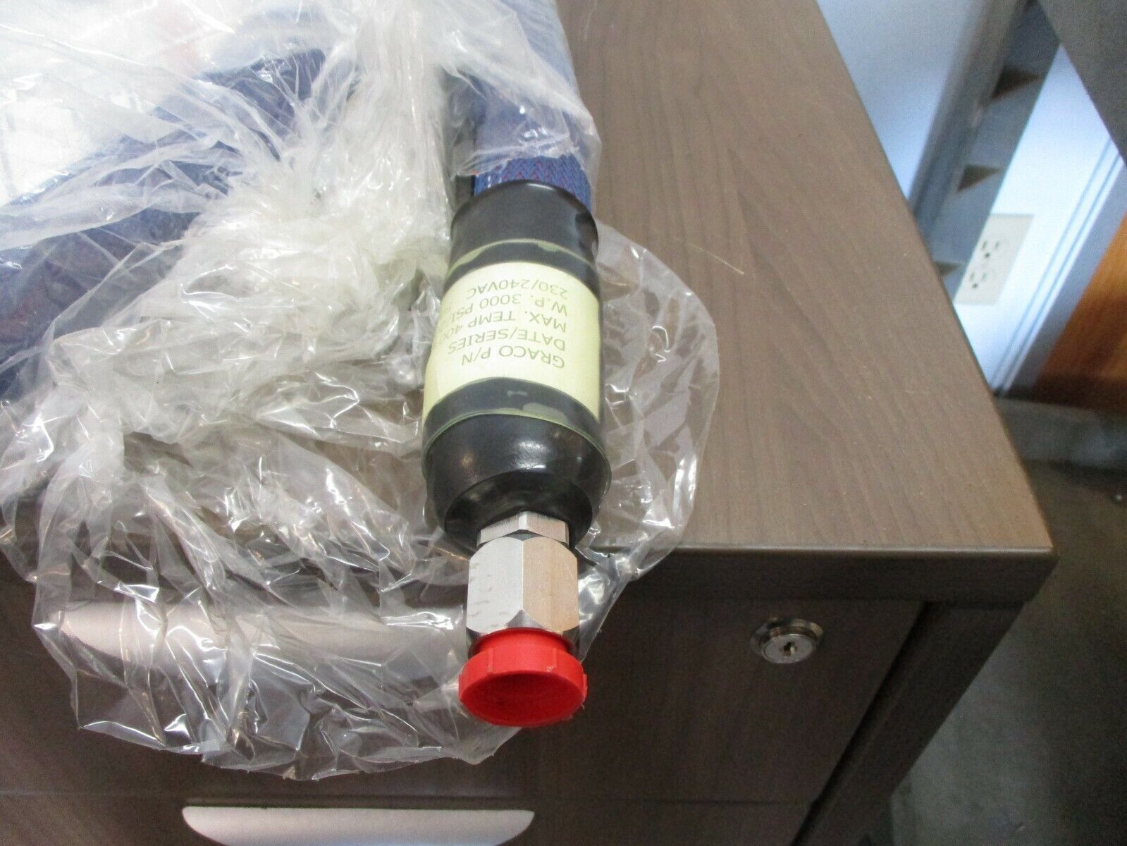 Graco Hot Melt Hose 115876 Length: 10Ft 3000 PSI Max 400° F Max 230/240VAC