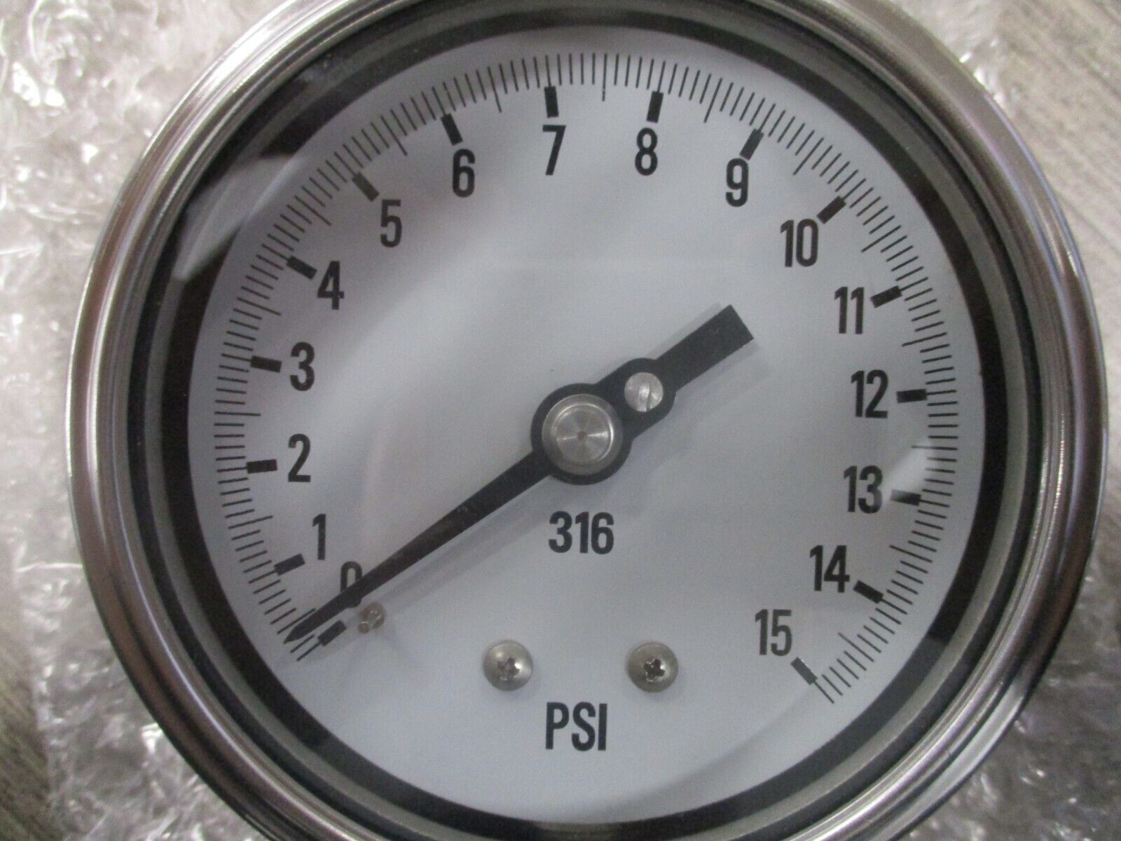 PIC Pressure Gauge 4001-2LB Range : 0-15PSI 4" SST 1/2" NPT Lower New Surplus