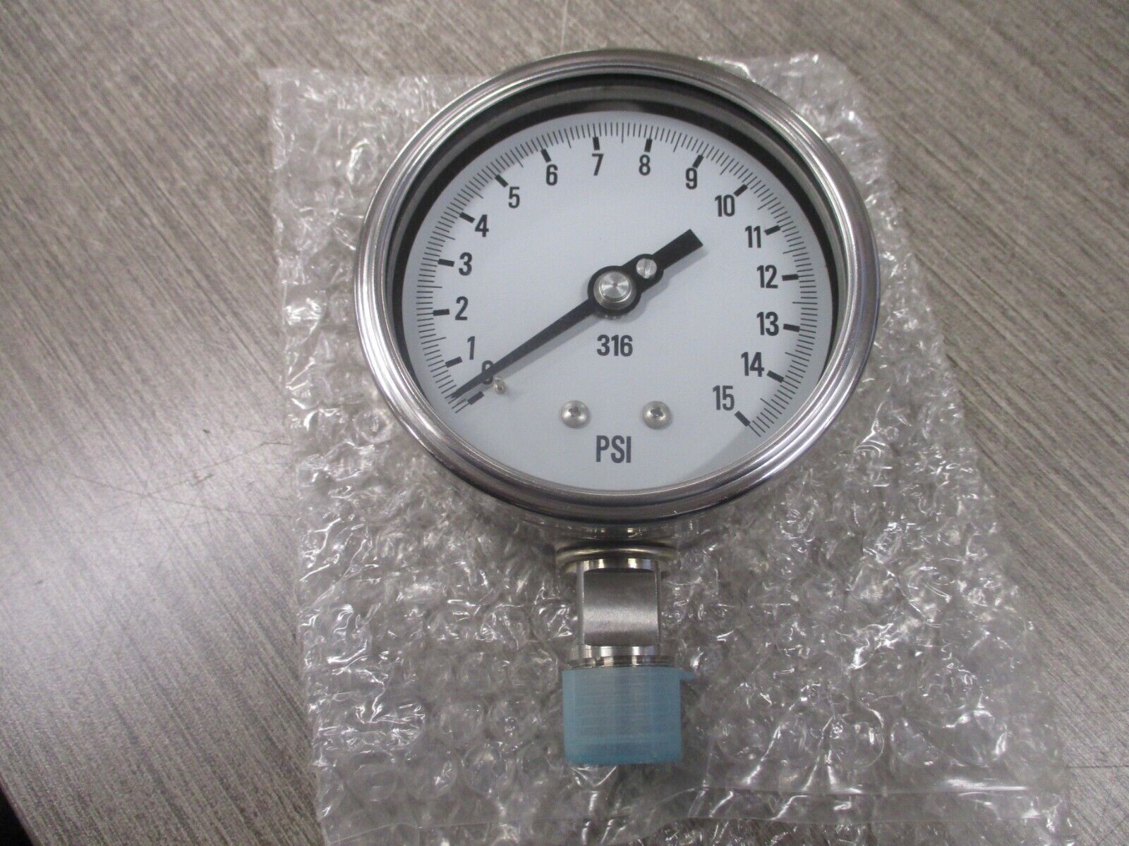PIC Pressure Gauge 4001-2LB Range : 0-15PSI 4" SST 1/2" NPT Lower New Surplus