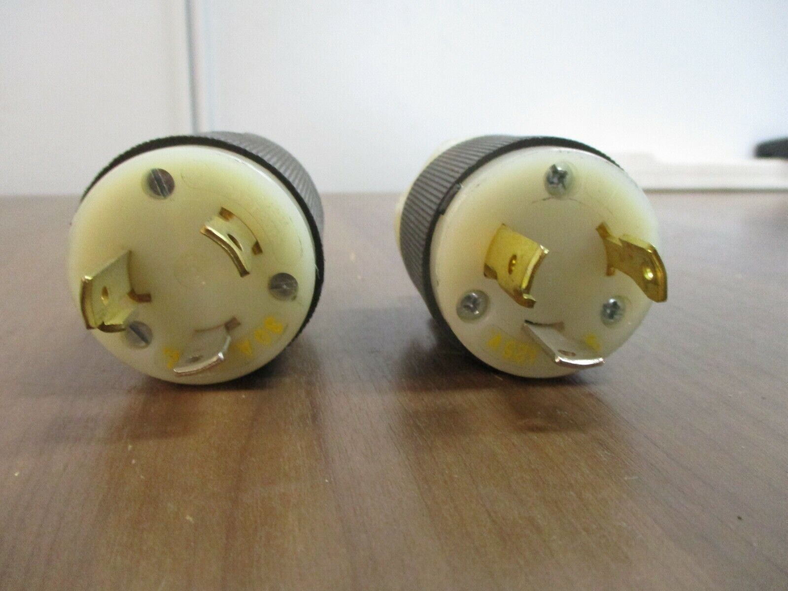 Hubbell Twist-Lock Plug Nema L5-30 30A 125V *Lot of 2* Used