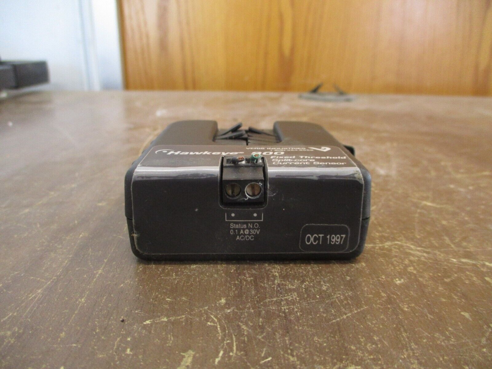 Veris Hawkeye 900 Split-Core Current Sensor H900 Fixed Threshold 0.1A 30V Used