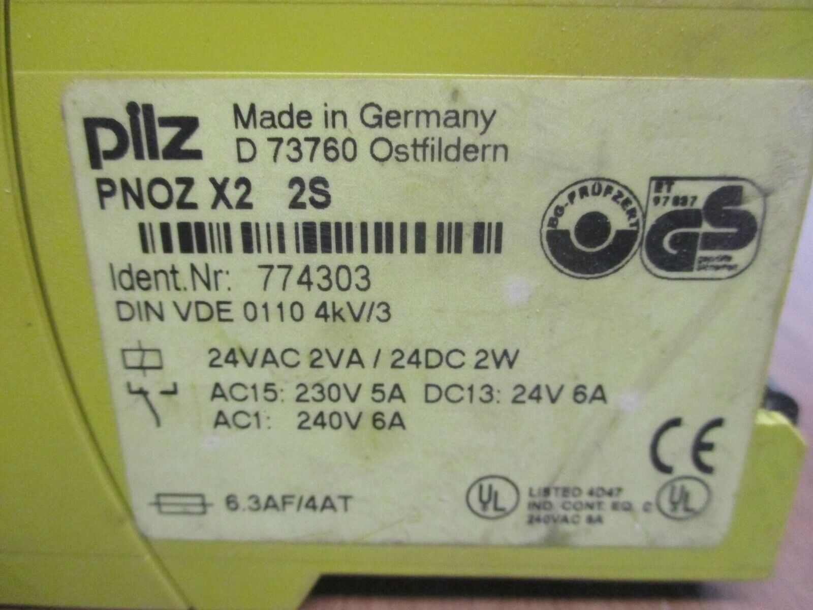 Pilz Safety Relay PNOZ X2 2S 24VAC 2VA / 24VDC 2W Used