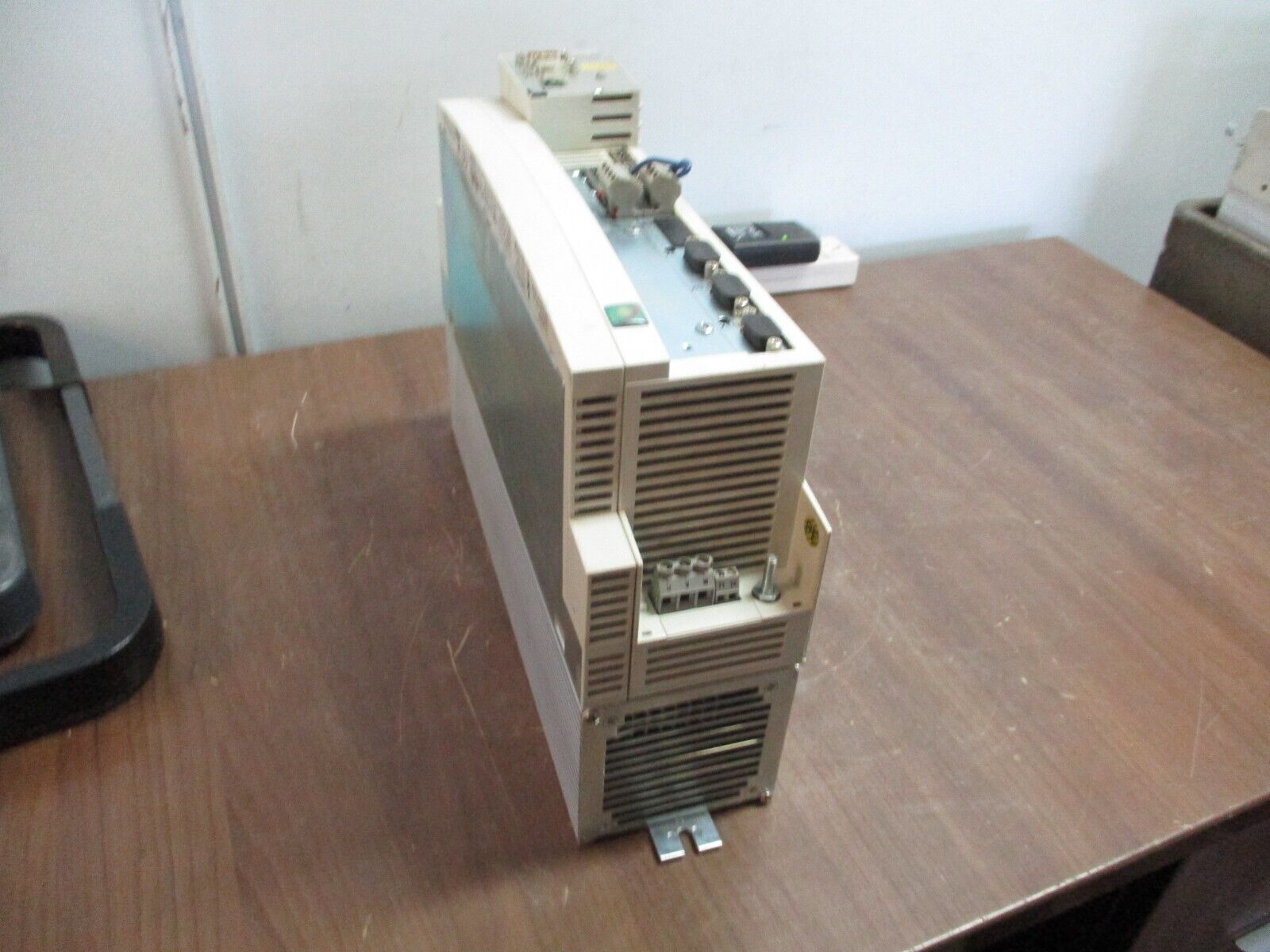 Lenze Servo Drive EVF9323-EV w/ Interbus S Module *Missing X7 Port* Used