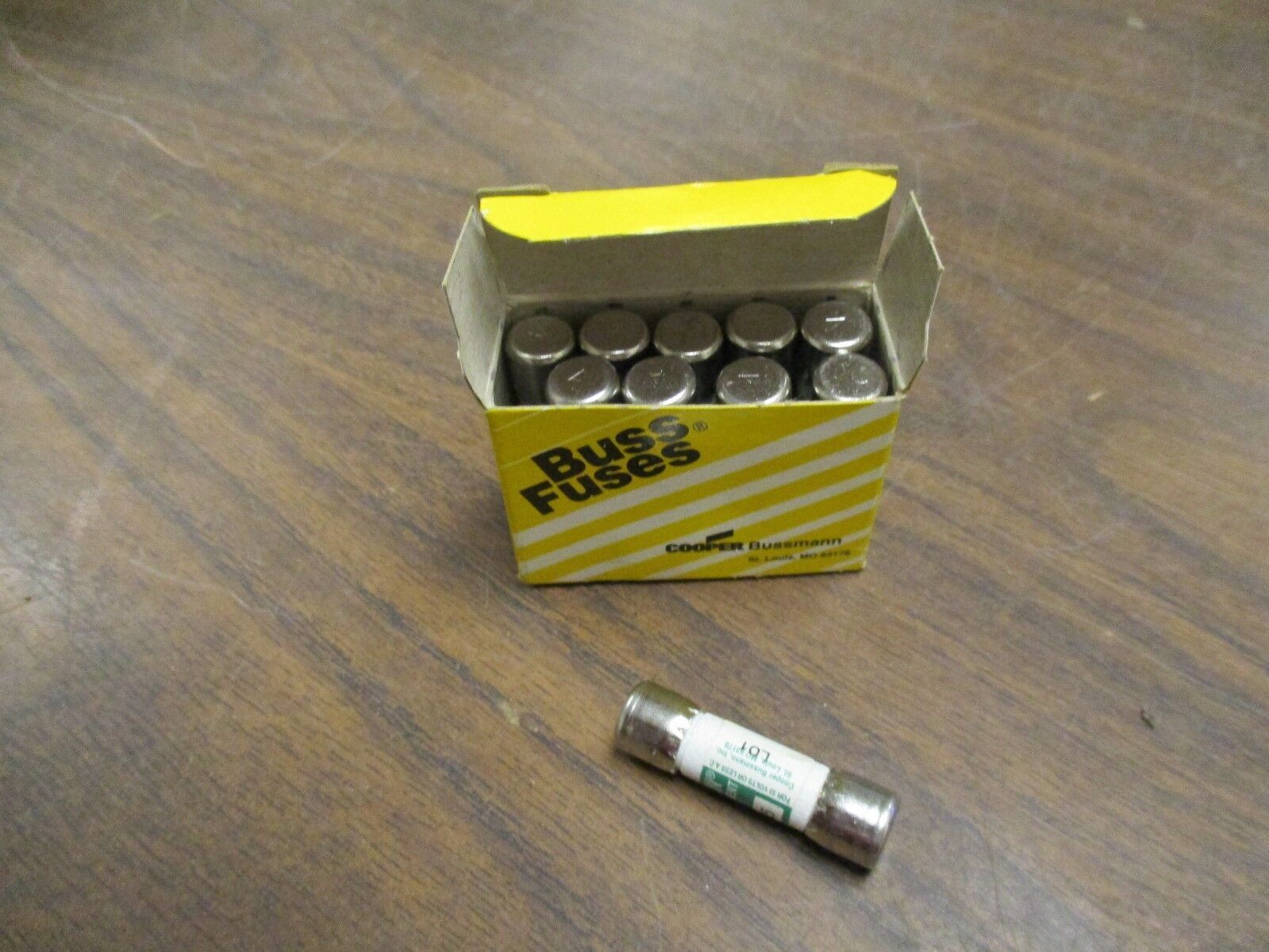 Buss Fusetron Fuse FNM-25 32V 25A *Box of 10* New Surplus