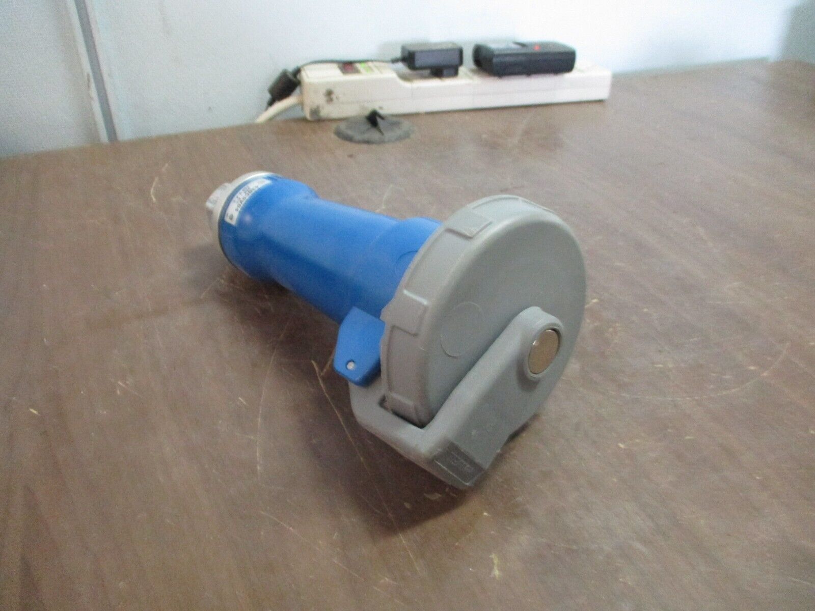 Hubbell Connector 430C9V04 30A 250V 3Ph *Conduit End* Used