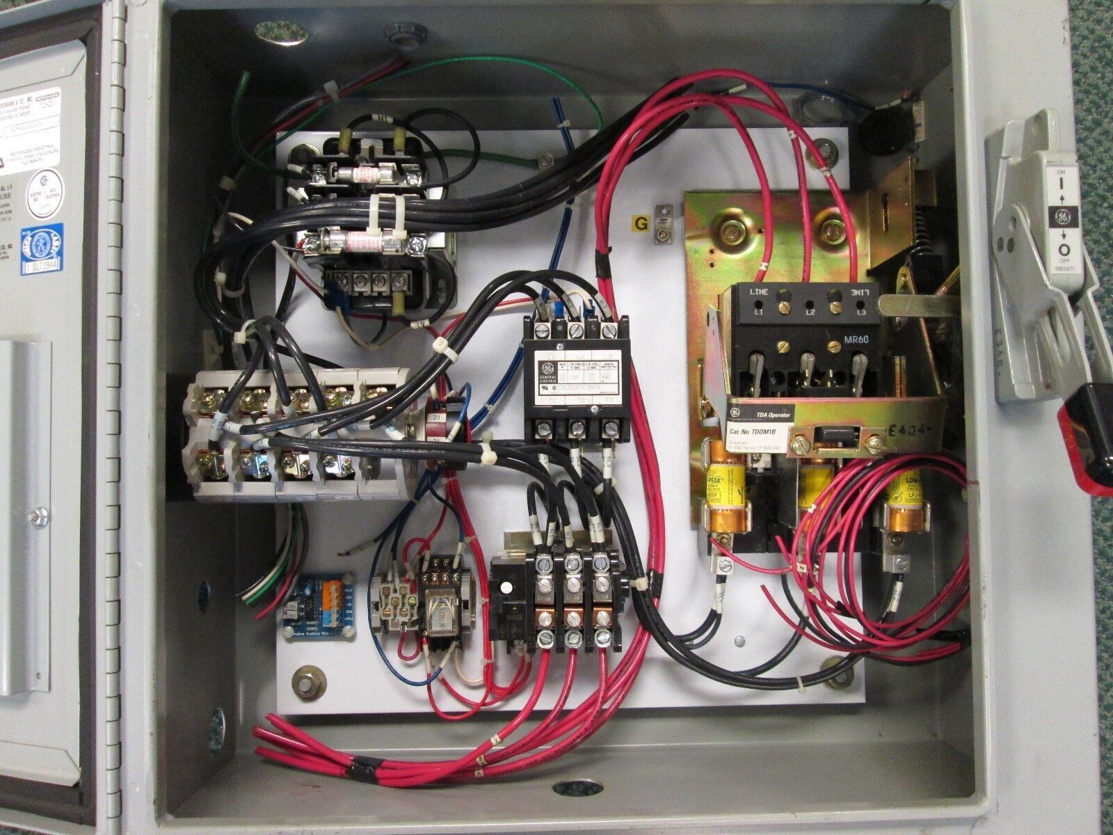 GE Combination CR353FE3BA1 w/ Advance Controls Rotary Switch Nema 12/13 New