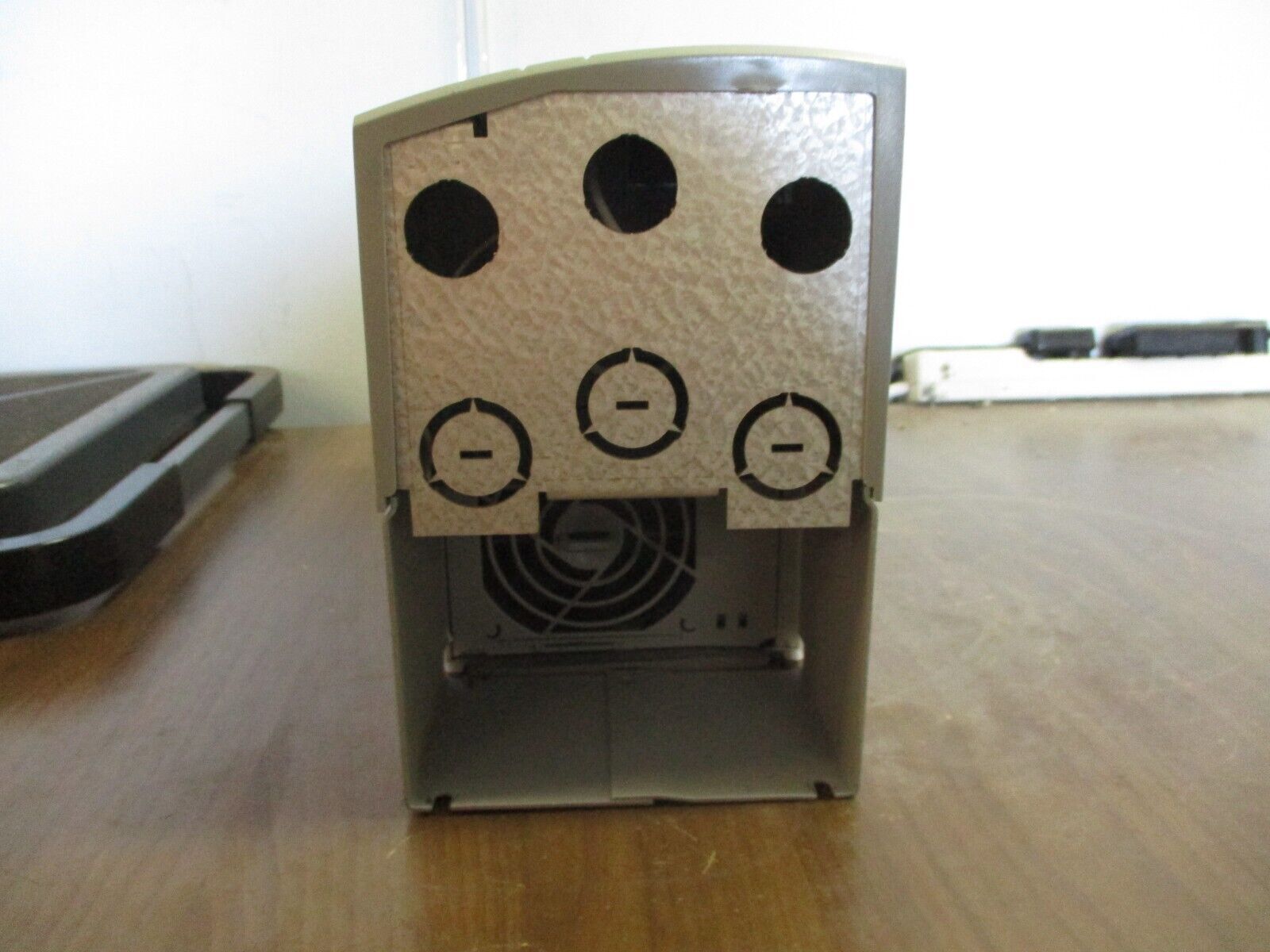 Danfoss VLT AC Drive 131F0670 7.5HP 3Ph w/ Keypad Used