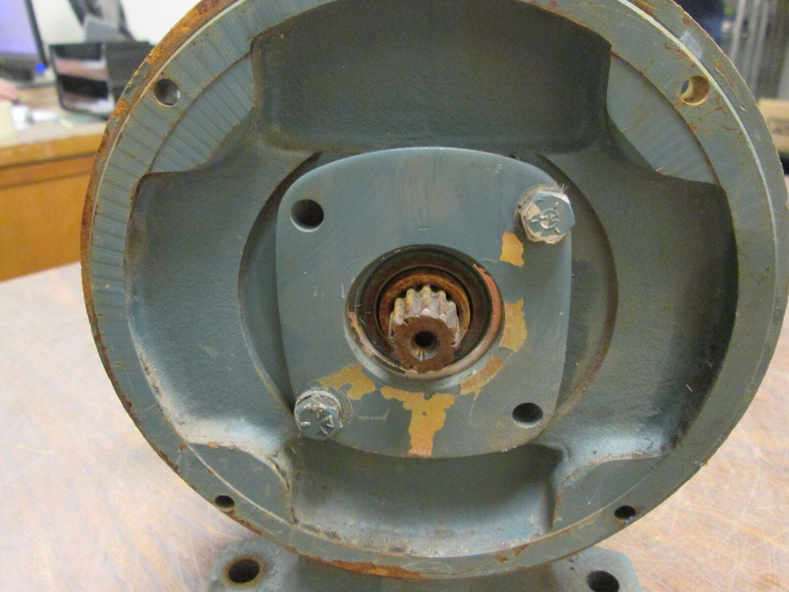 Reliance Master XL Reducer X91285 Ratio 20:1 3/4HP In 87RPM Out Used