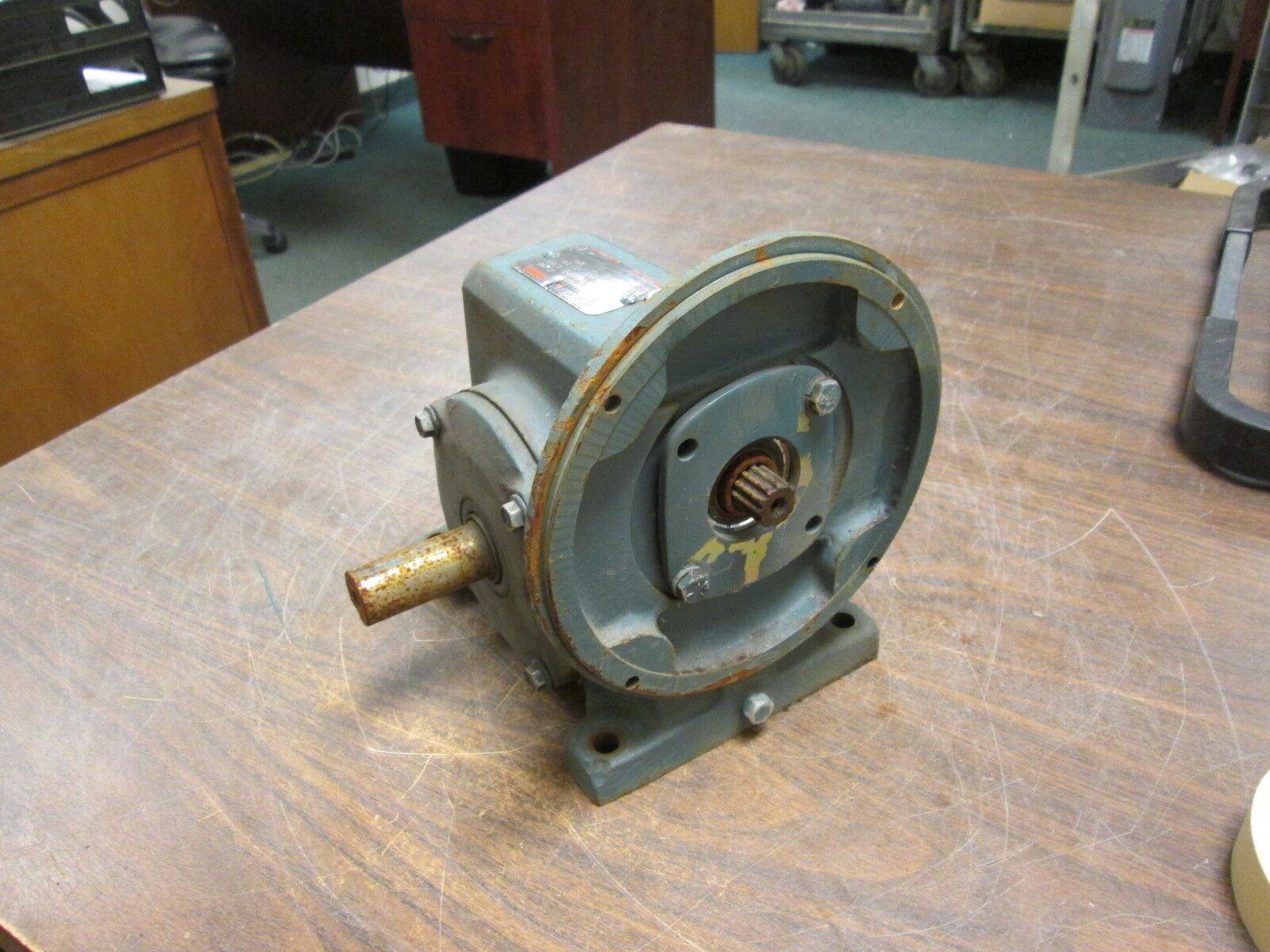 Reliance Master XL Reducer X91285 Ratio 20:1 3/4HP In 87RPM Out Used