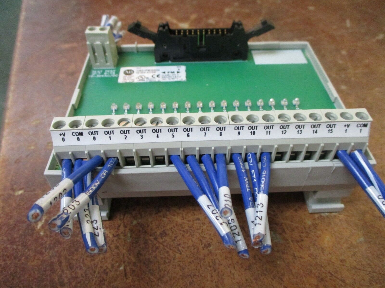 Allen-Bradley Interface Module 1492-IFM20D24 10-30V AC/DC Used