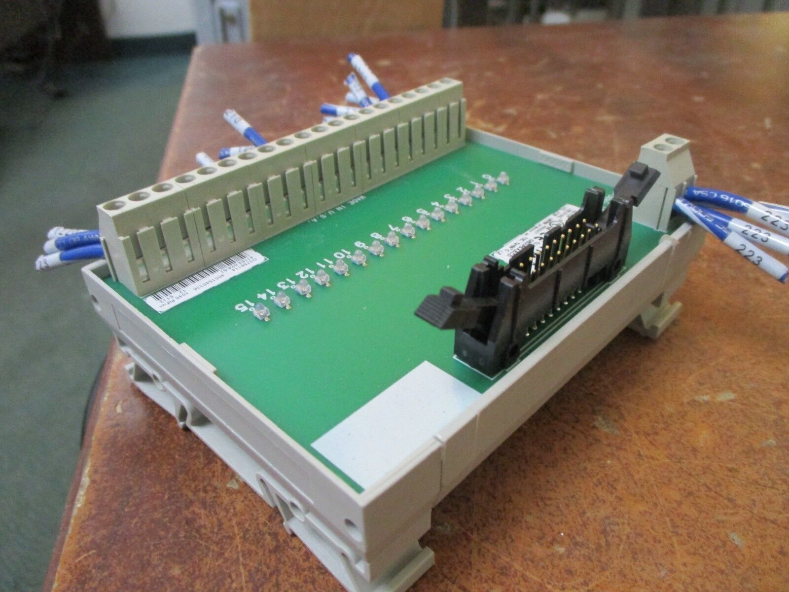 Allen-Bradley Interface Module 1492-IFM20D24 10-30V AC/DC Used