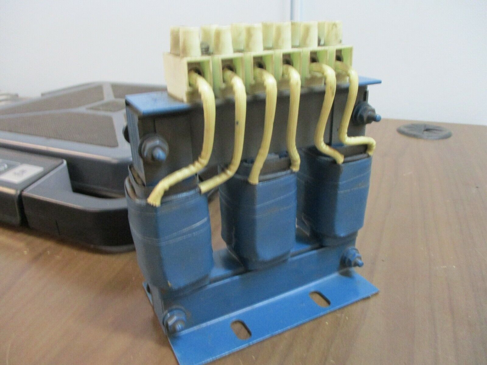 MTE 3-Phase Line Reactor RL-01206B8 0.65mH 12A 600V 50/60Hz Used
