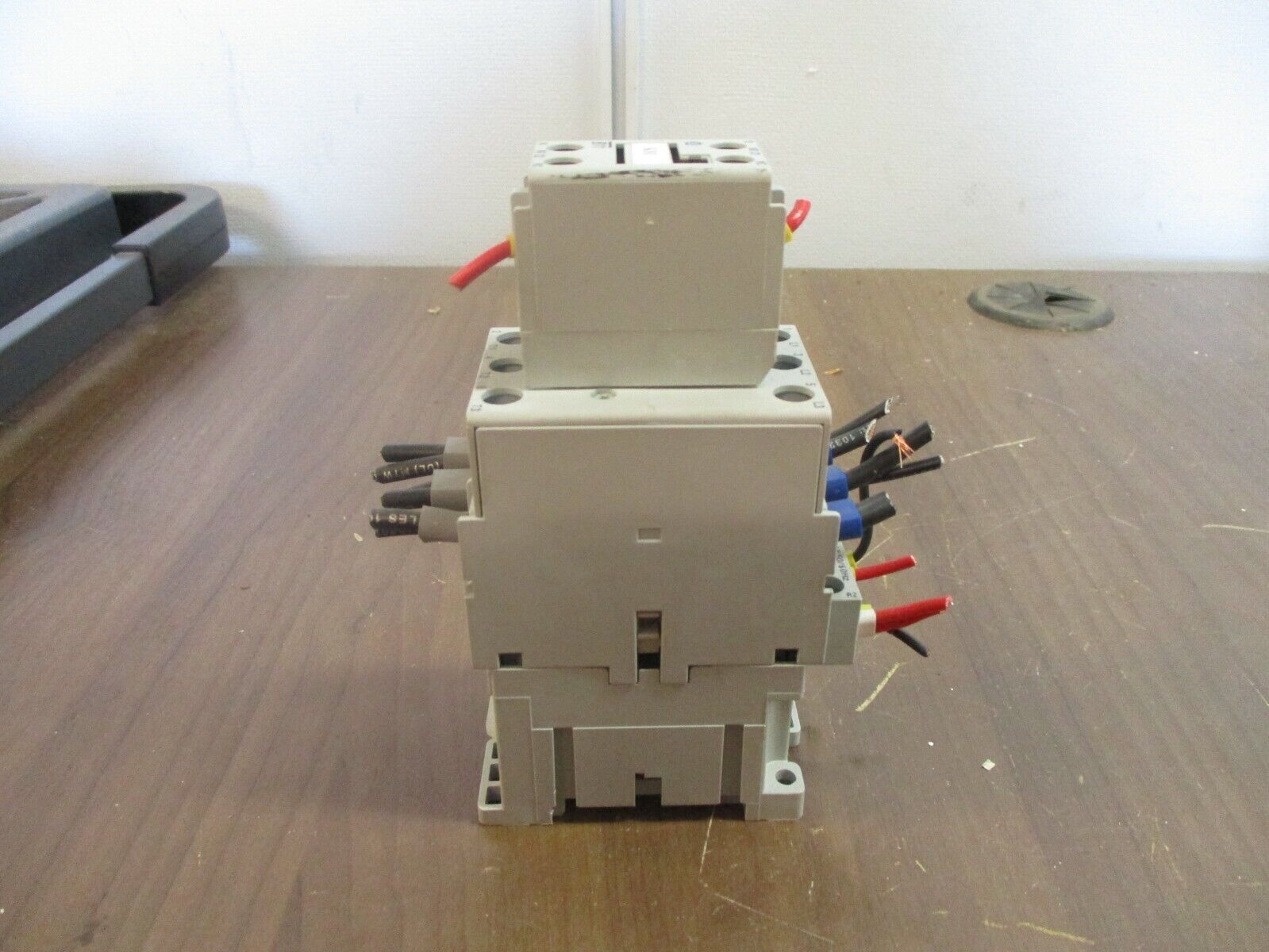 Allen-Bradley Contactor 100-C30*00 Ser. C 24V Coil 55A 600V w/ Aux Contact Block