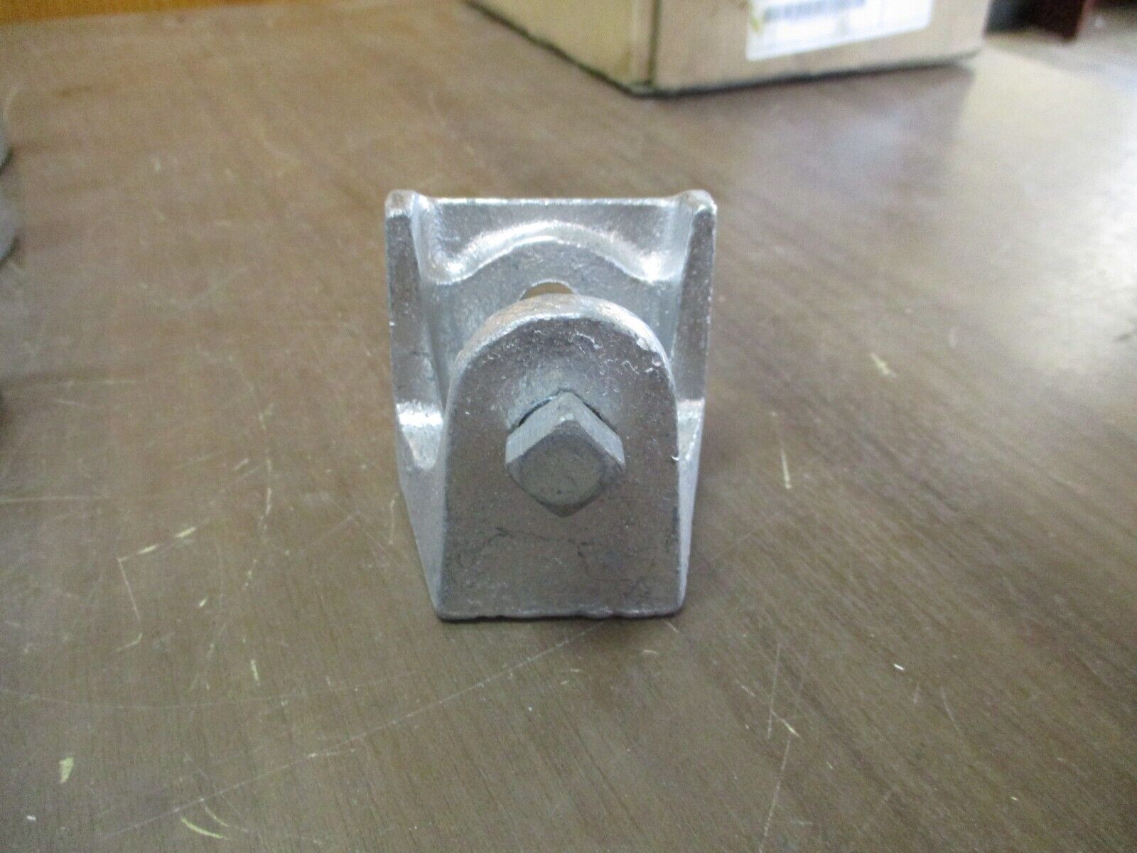 Morris Coupling Co. Mallable Clamp FS-5718-1/2 E/G 2 1/2" Wide 1/2" Hole