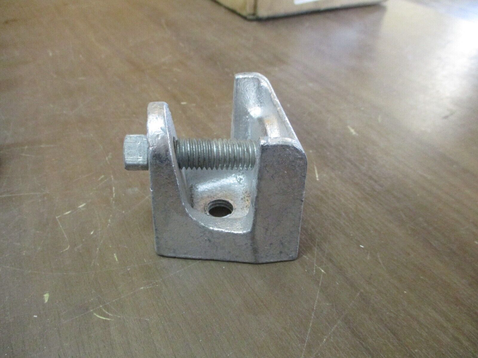 Morris Coupling Co. Mallable Clamp FS-5718-1/2 E/G 2 1/2" Wide 1/2" Hole