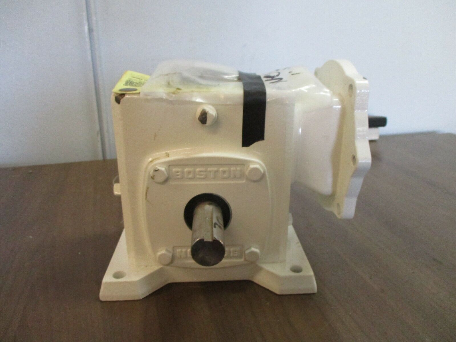 Boston Gear Reducer BKCF721B-30KP-B5-GS1 Ratio 30:1 *Minor Chipped Paint *No Box